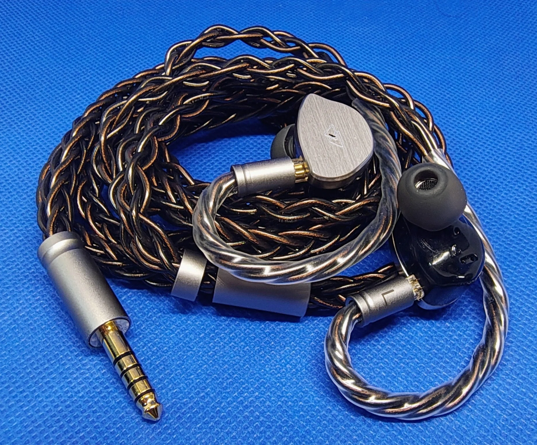 迫力重視のBQEYZ】BQEYS BQ10 イヤホンレビュー #PR 【11】｜DJM5Raspberry