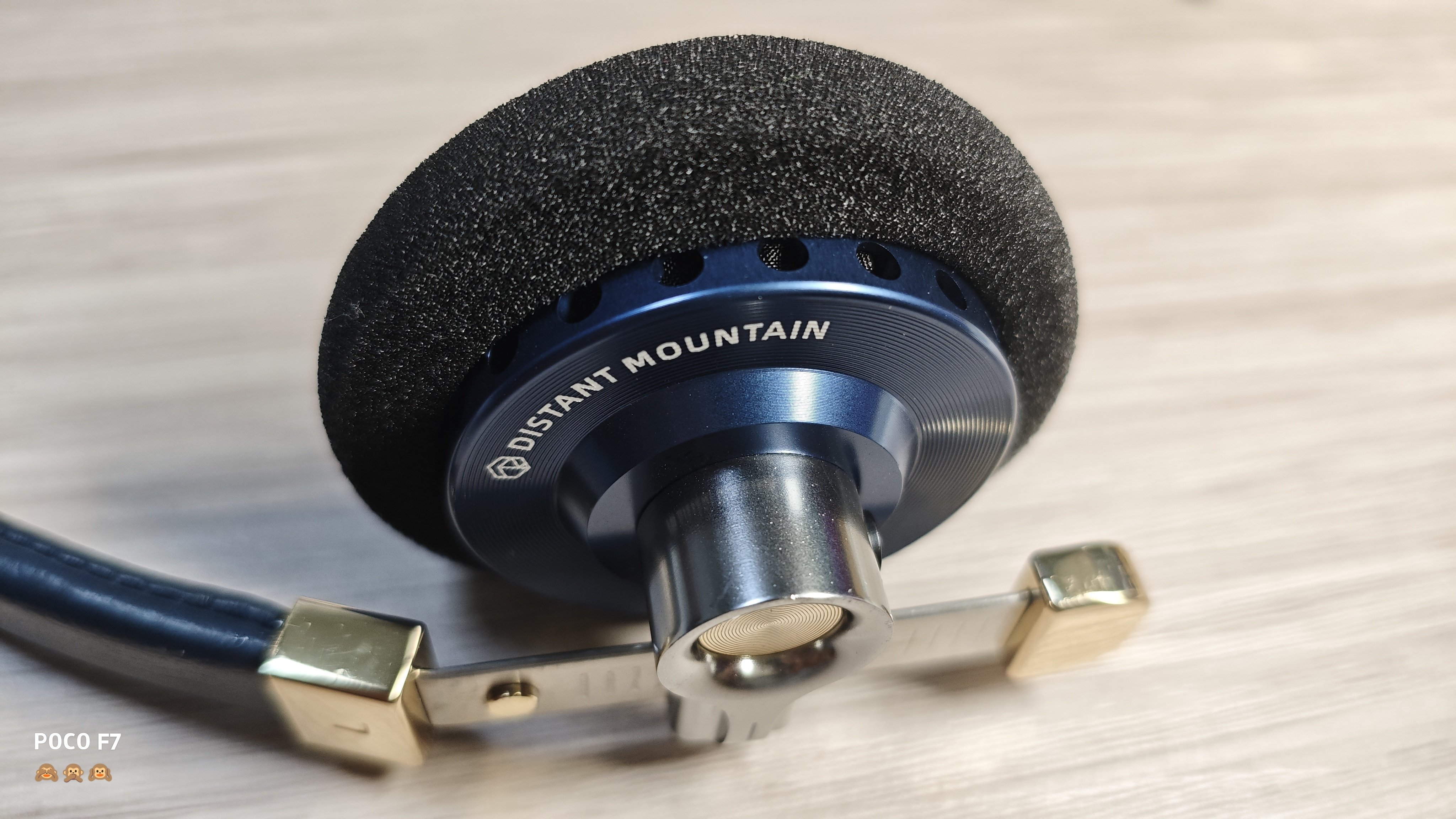 ◇ROSESELSA Distanct Mountain 遠山 紹介｜イヤホンジャックと豆