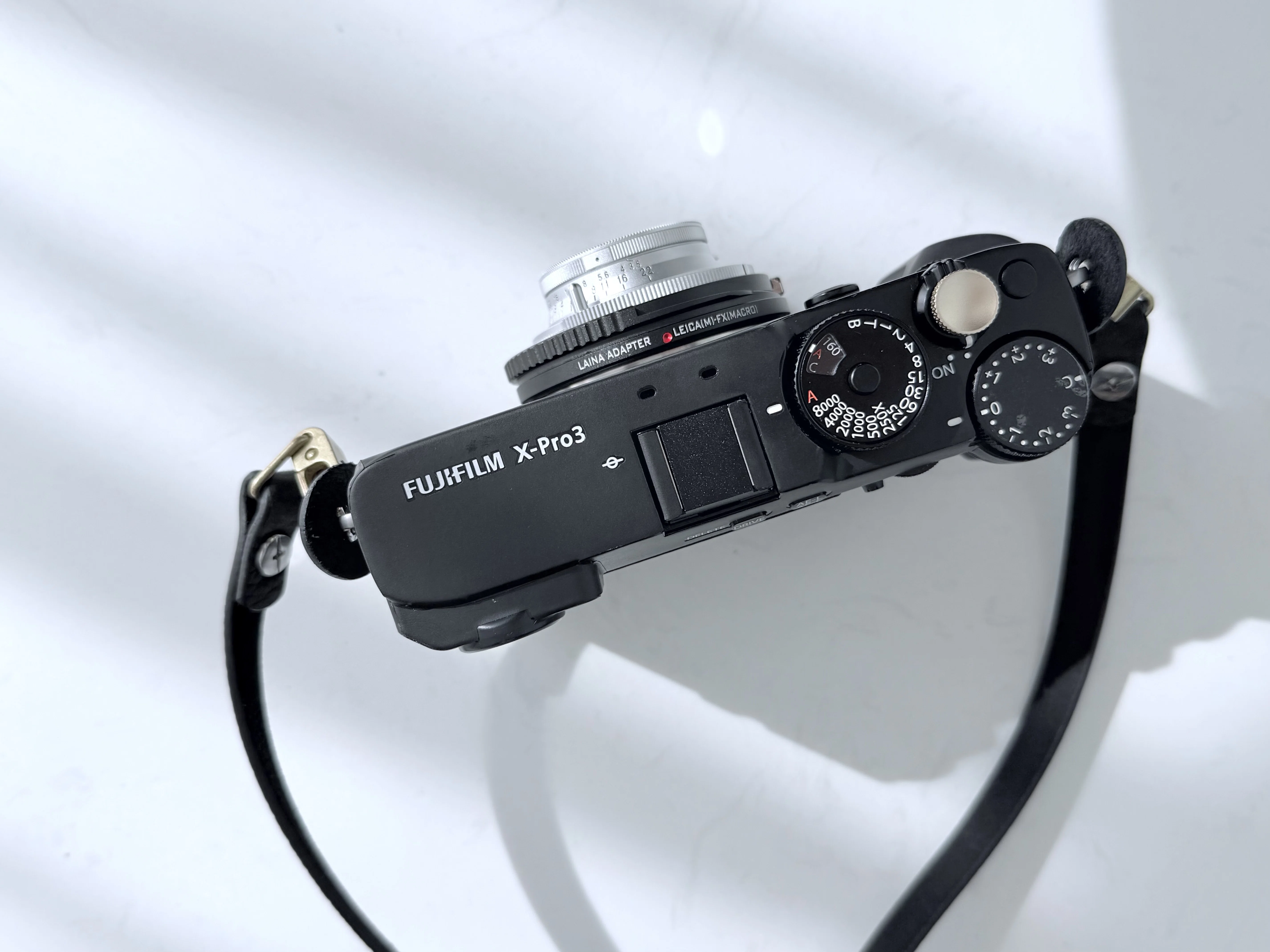 ELEFOTOライカ MレンズからフジＦ Xproミラーレス 富士フイルムXシリーズのカメラにライカMレンズを装着、AFが使える