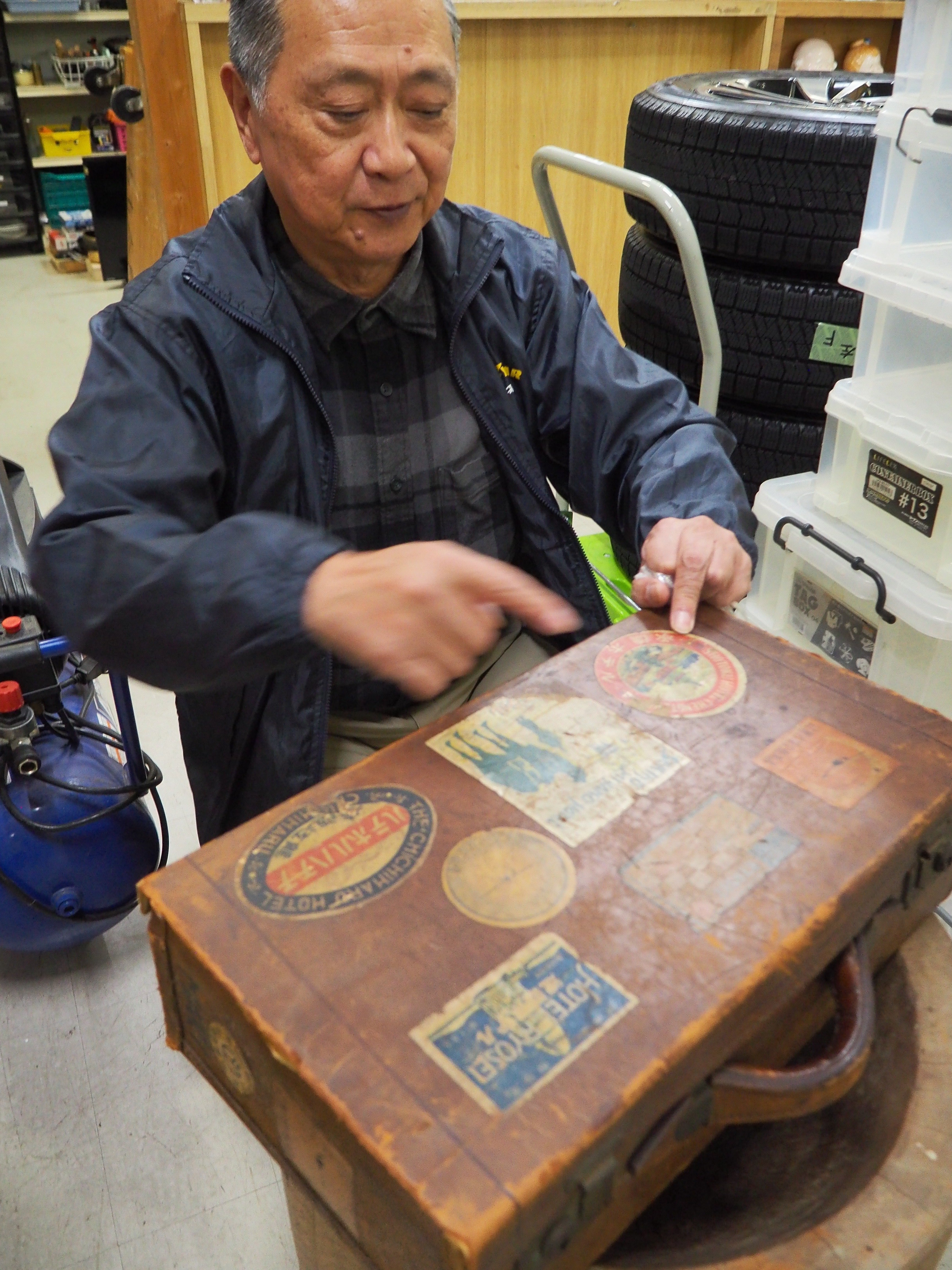 満州を歩いた旅行鞄」がリサイクル店に。よみがえる開拓団の記憶｜中山道雄