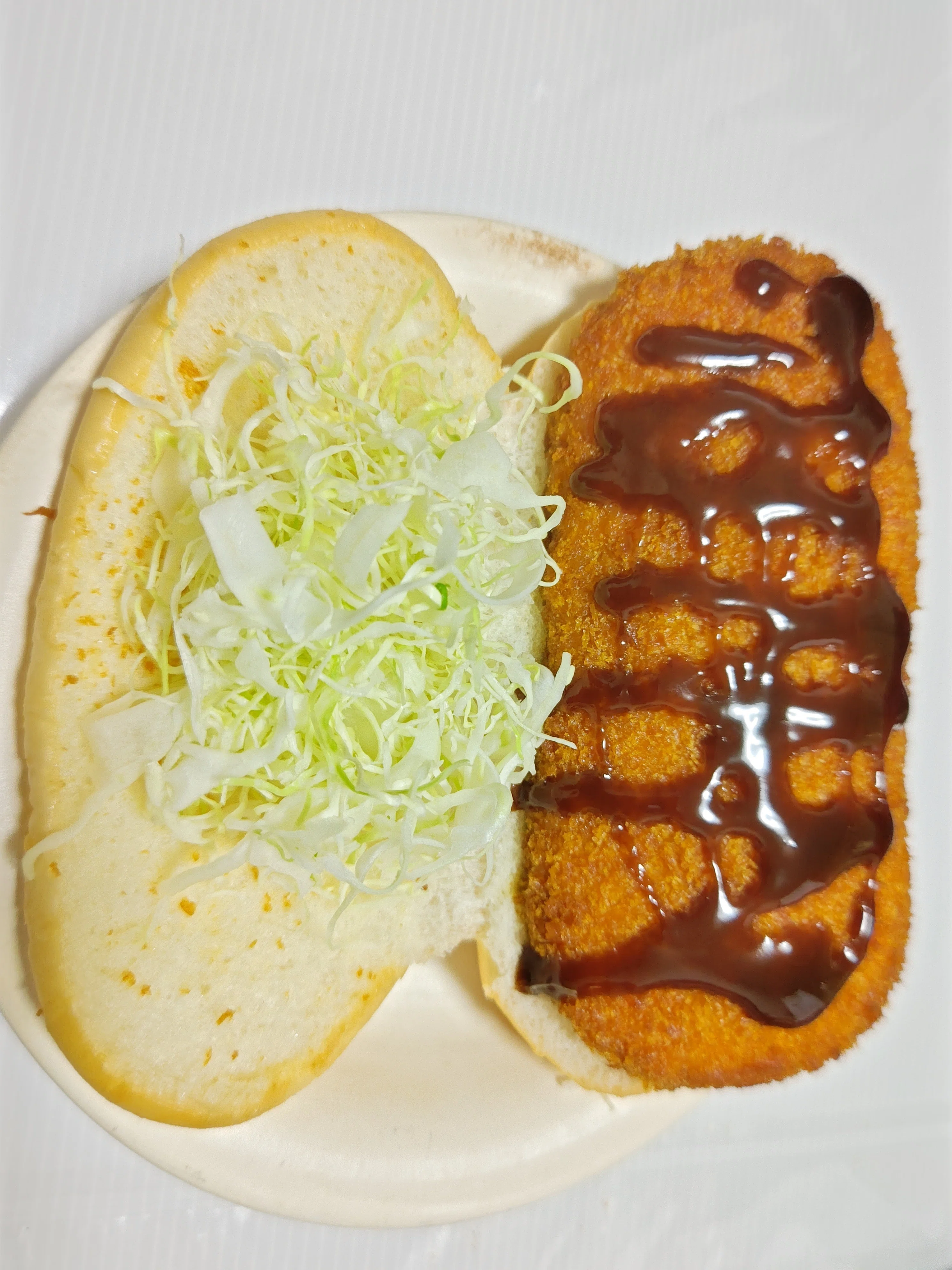 セブイレブンのもちづきさんコラボ弁当とパン｜代筆屋 やまだ