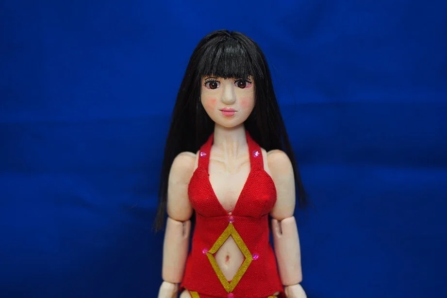 顔の表情を少し変えました｜doll-modeler3