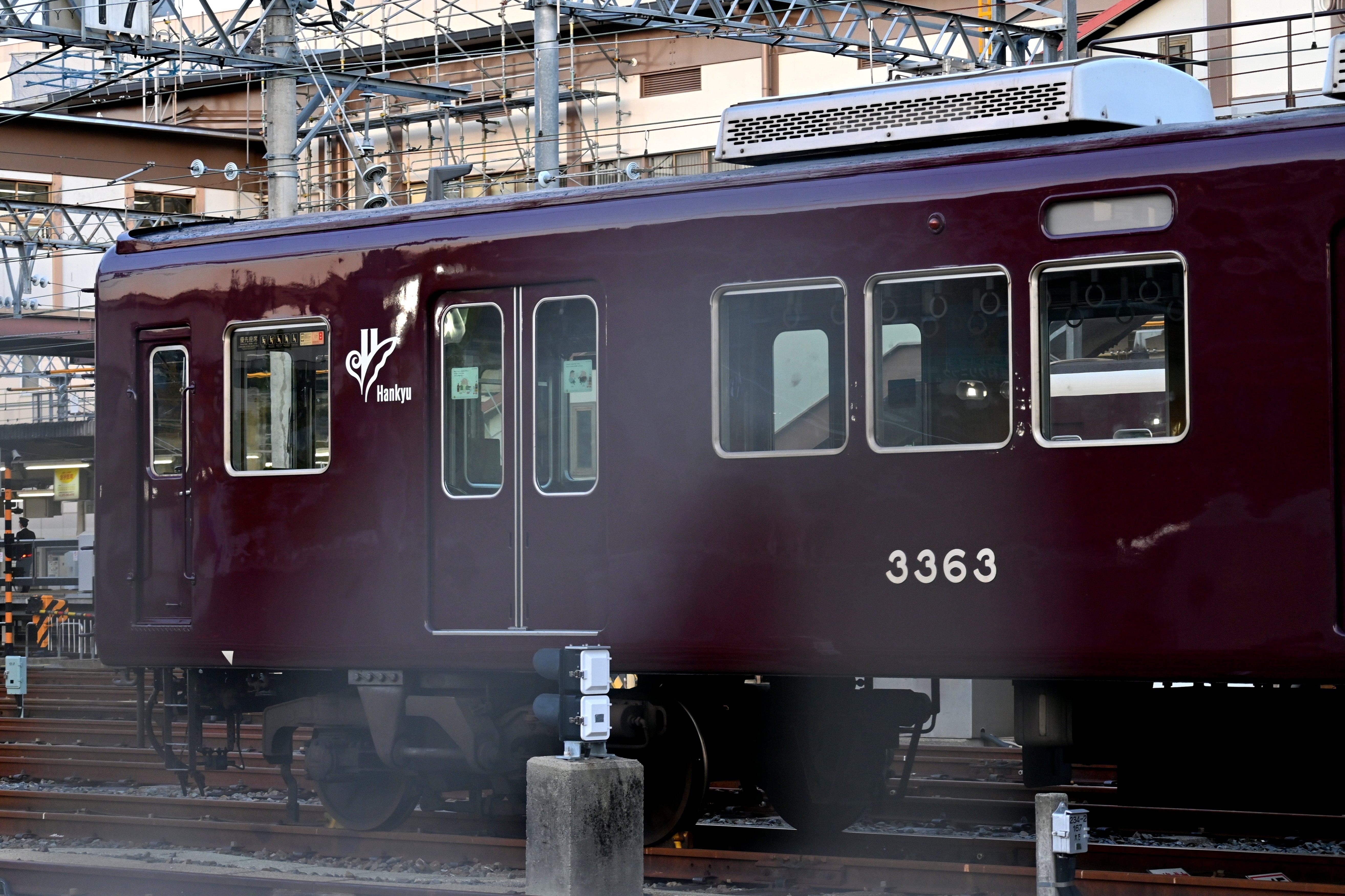 阪急電車3300系　電力増幅器　鉄道部品　鉄道廃品 阪急】3300系3311F廃車陸送 |2nd-train鉄道ニュース