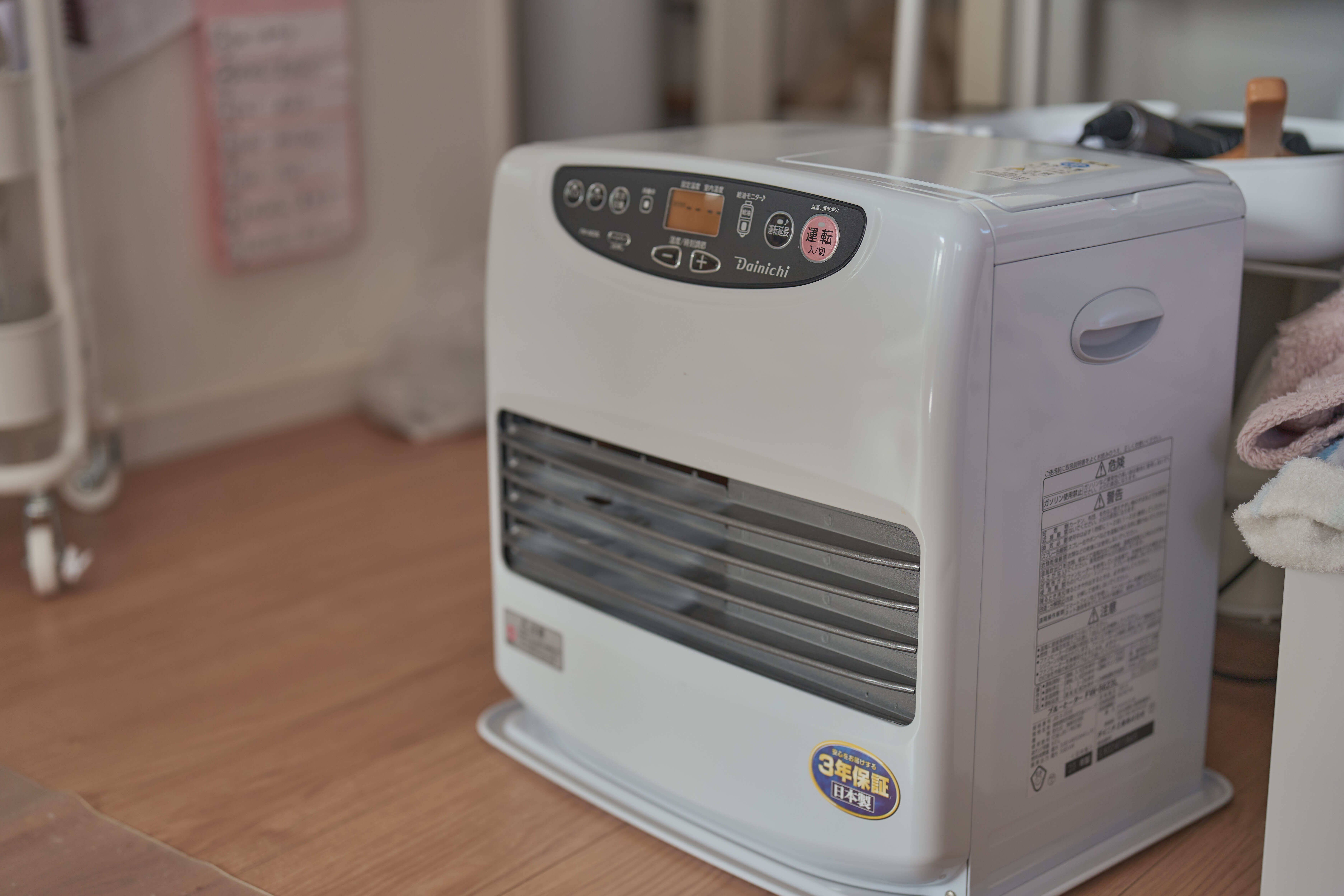 水回りで使える防滴セラミックファンヒーター | Panasonic DS-FAS1200