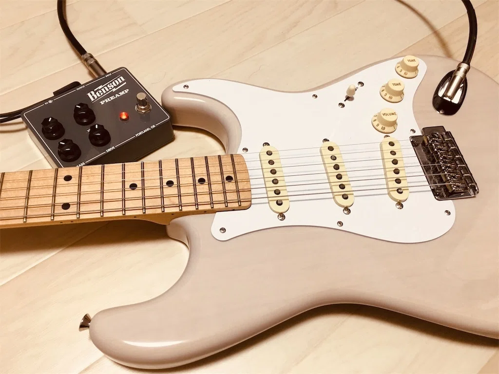 Fender Made In Japan(MIJ) Hybrid 50s stratocaster US blonde