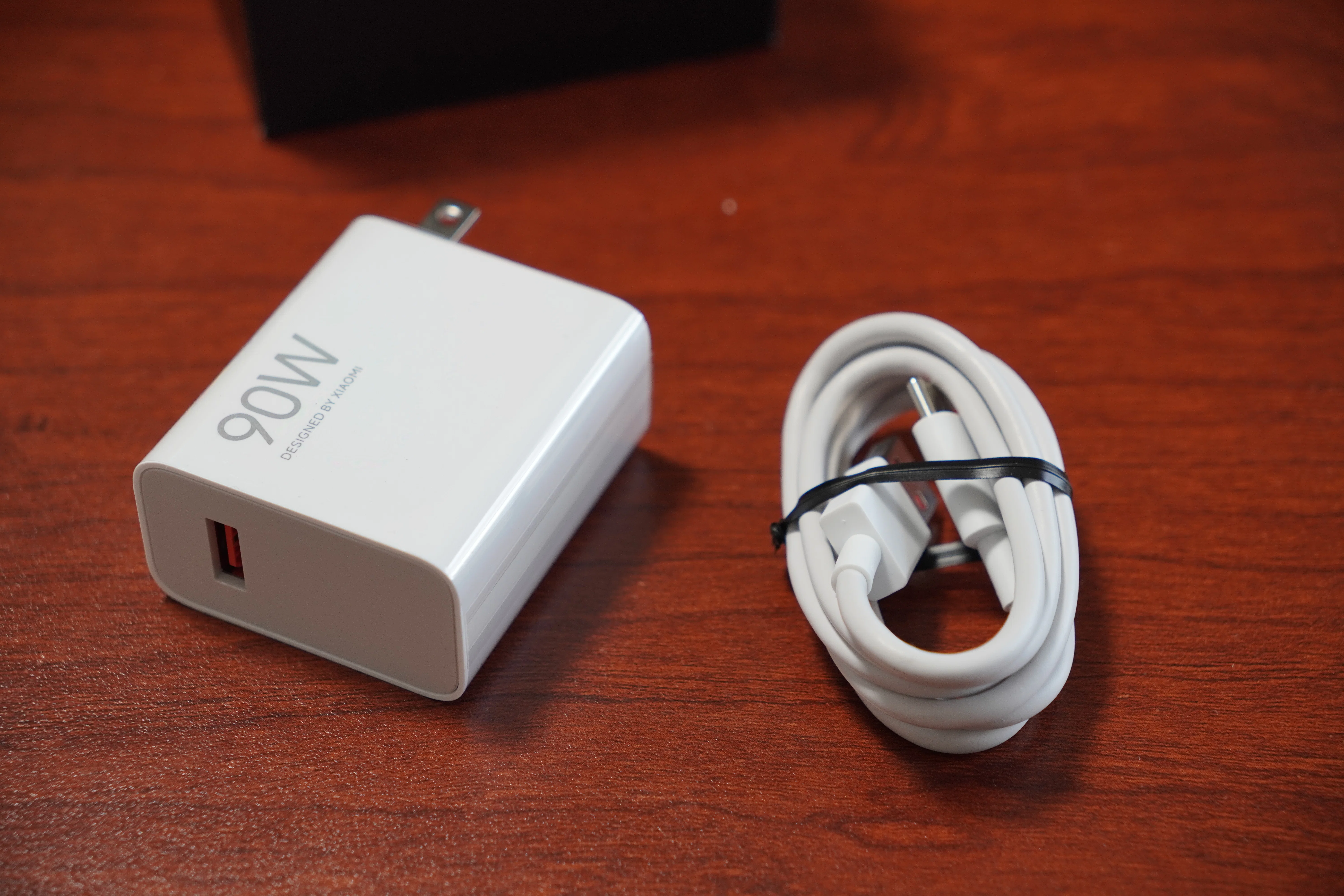 Xiaomi15 265GB 本体　充電器と箱は付属しておりません Xiaomi15 265GB 本体充電器と箱は付属しておりません