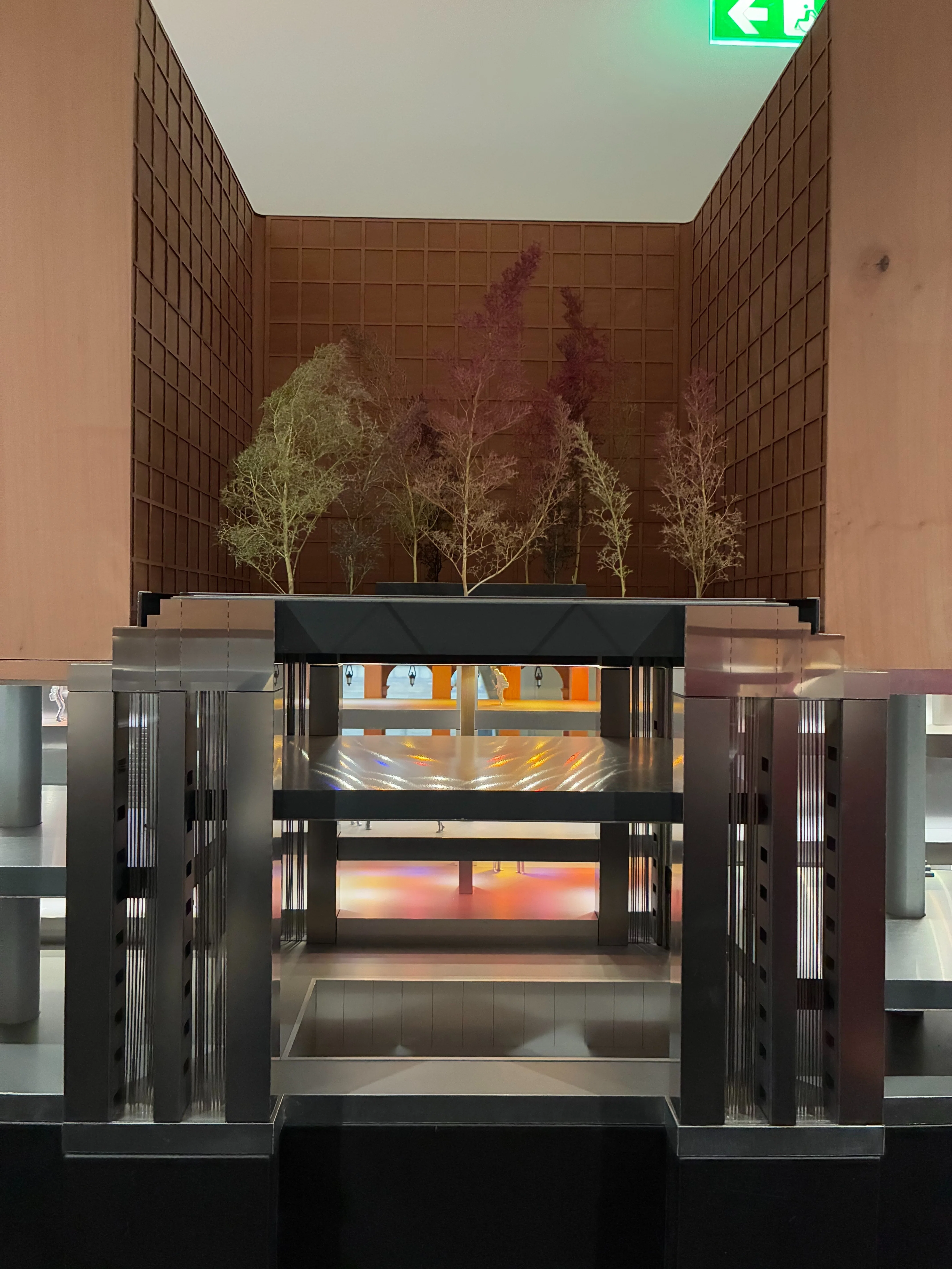 フランス カルティエ財団現代美術館｜archi_env