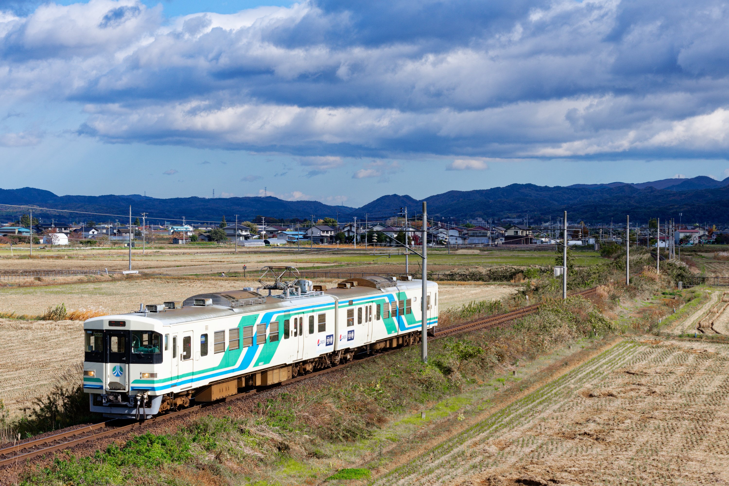 ひとひらの写真から 13枚目】予備車として残る阿武隈急行8100形｜1P