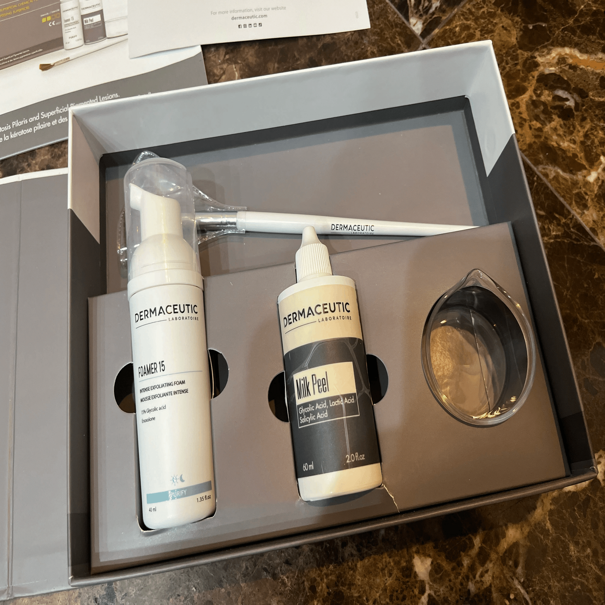 【SNSで話題】新品 ミルクピール dermaceutic Dermaceutic]ミルクピールトリートメント(MilkPeelTreatment)【送料