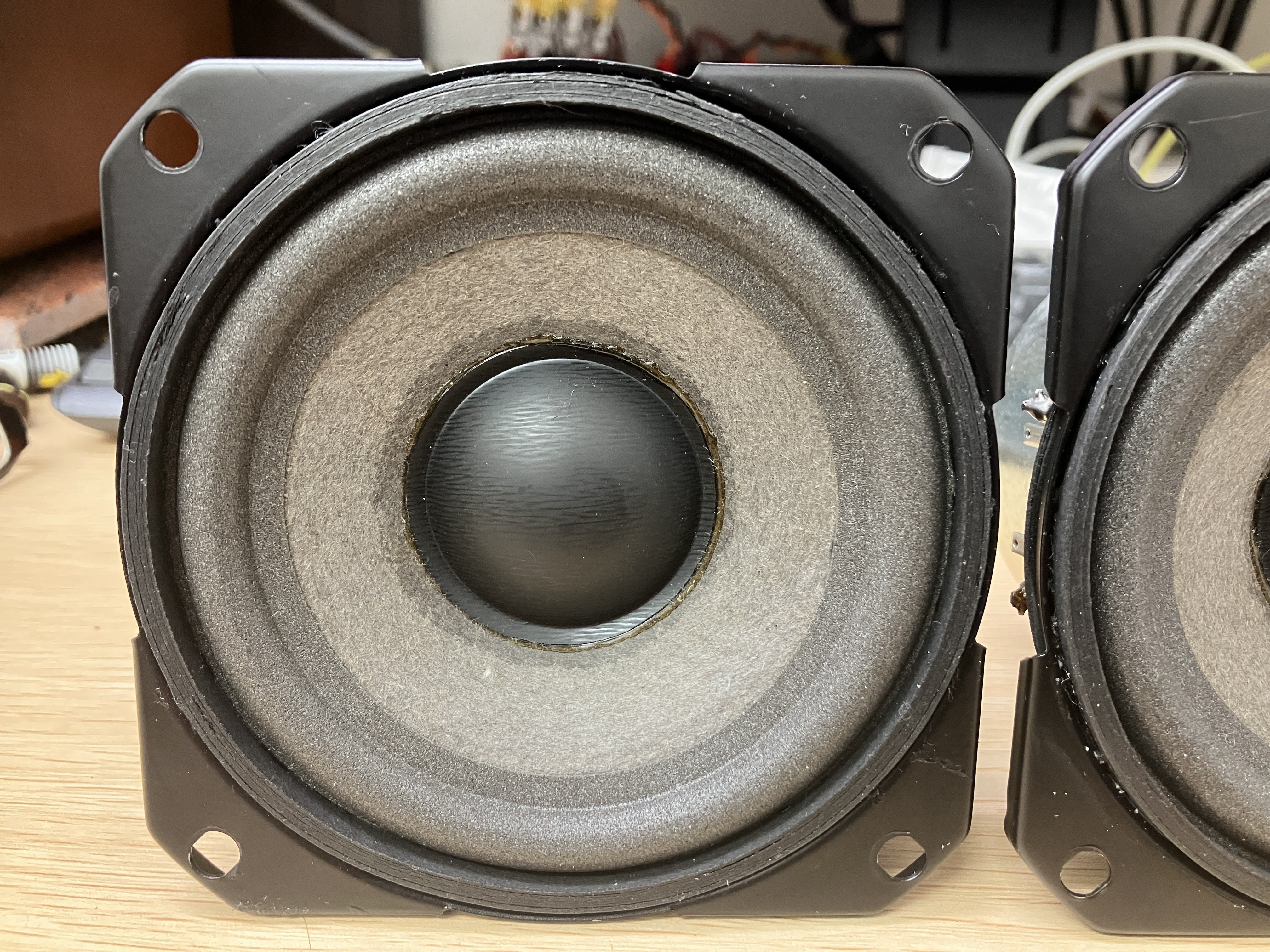 Wharfedale modus mini エッジ交換｜Shion