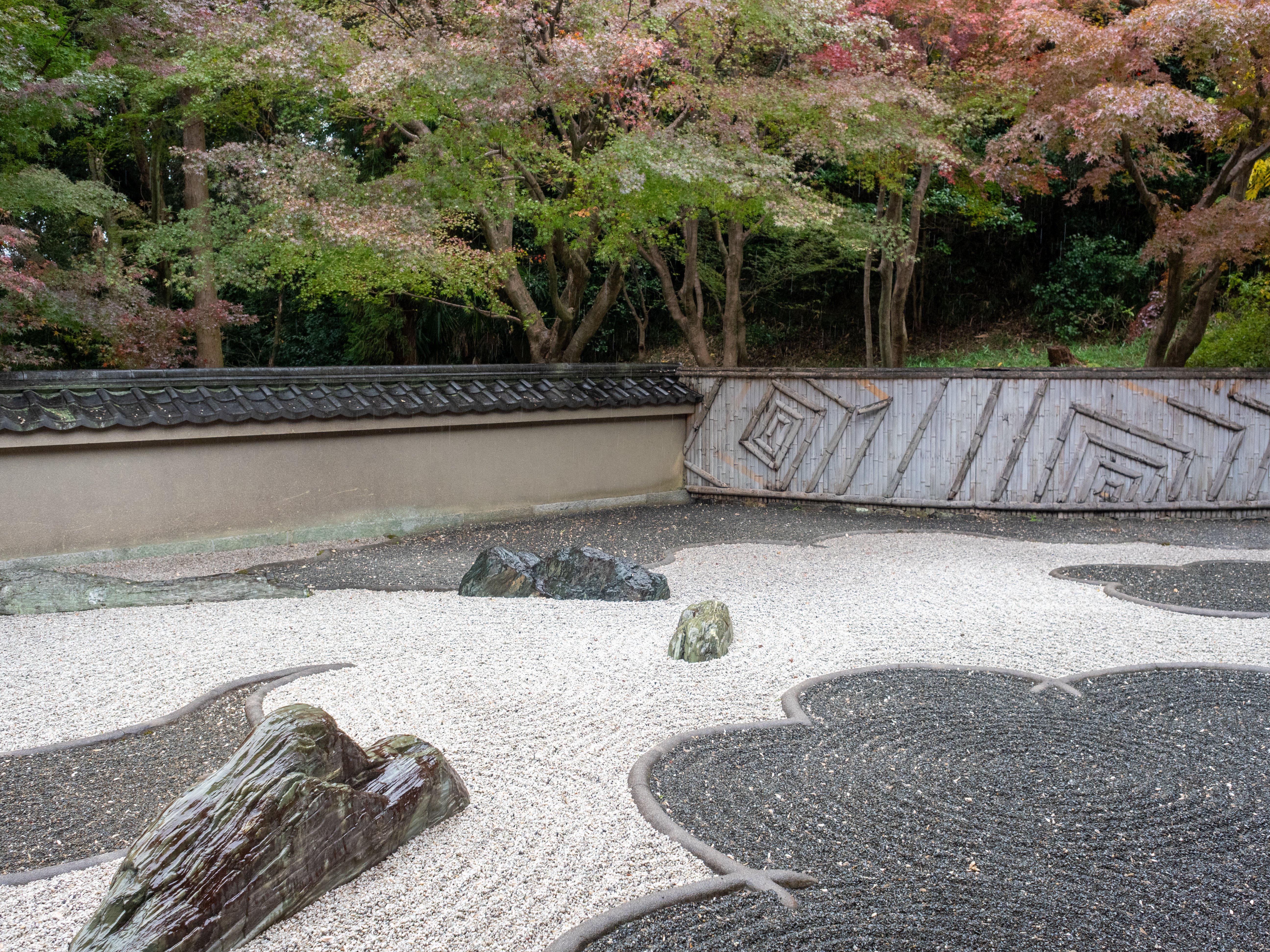 龍吟庵の三枯山水と東福寺本坊四庭｜踏架 Wait for a breeze
