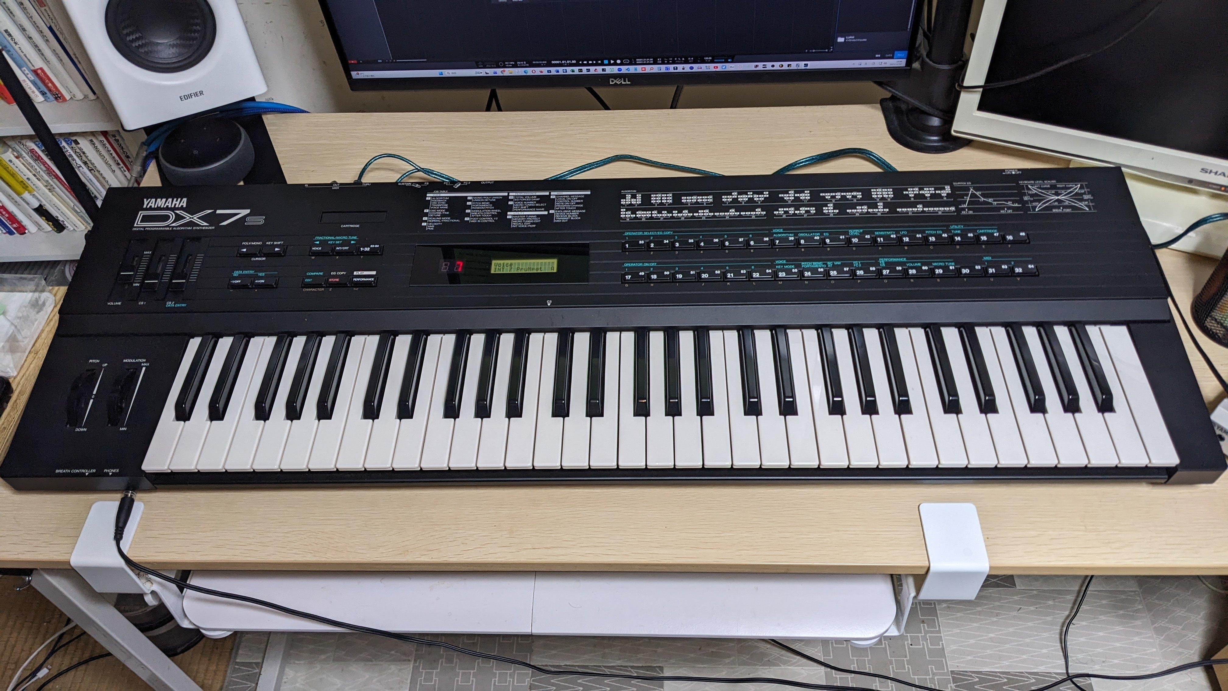 80年代シンセサイザー 【DX7】を迎える！｜renzhen