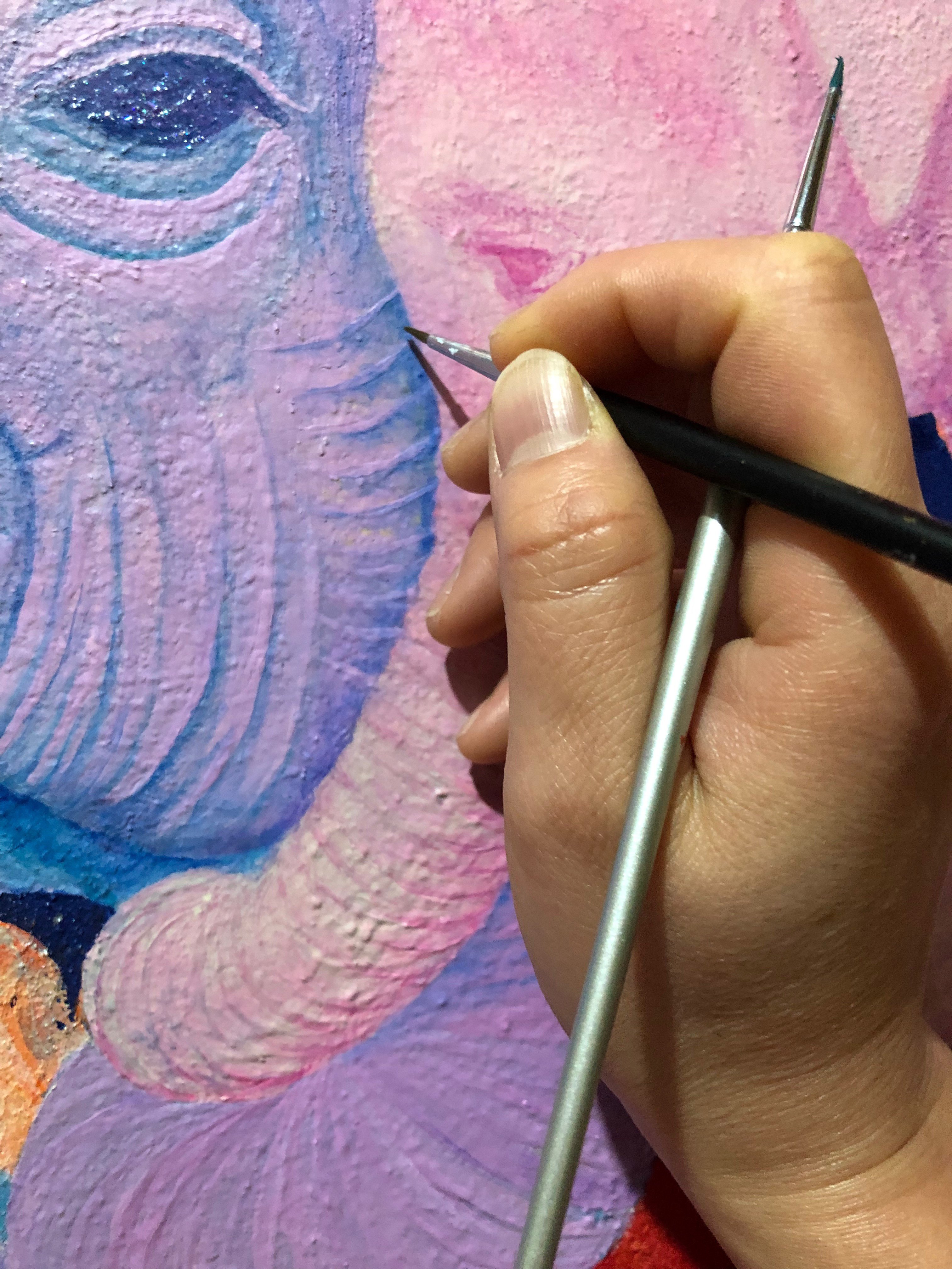 あふれる慈愛に泣きながらアジア象を描く｜alpacca