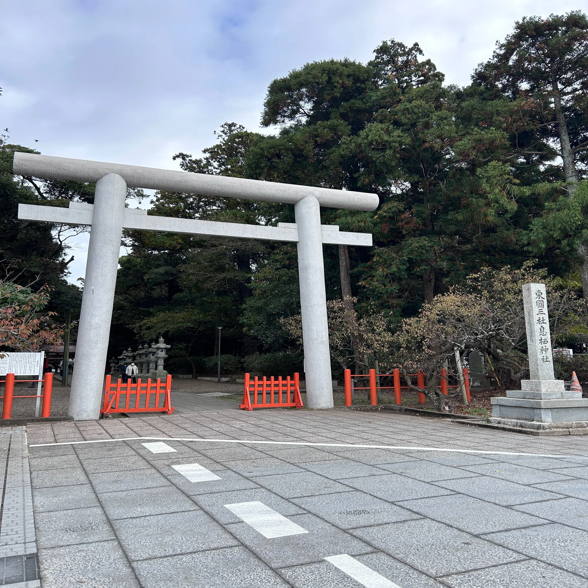 息栖 神社 駐 車場