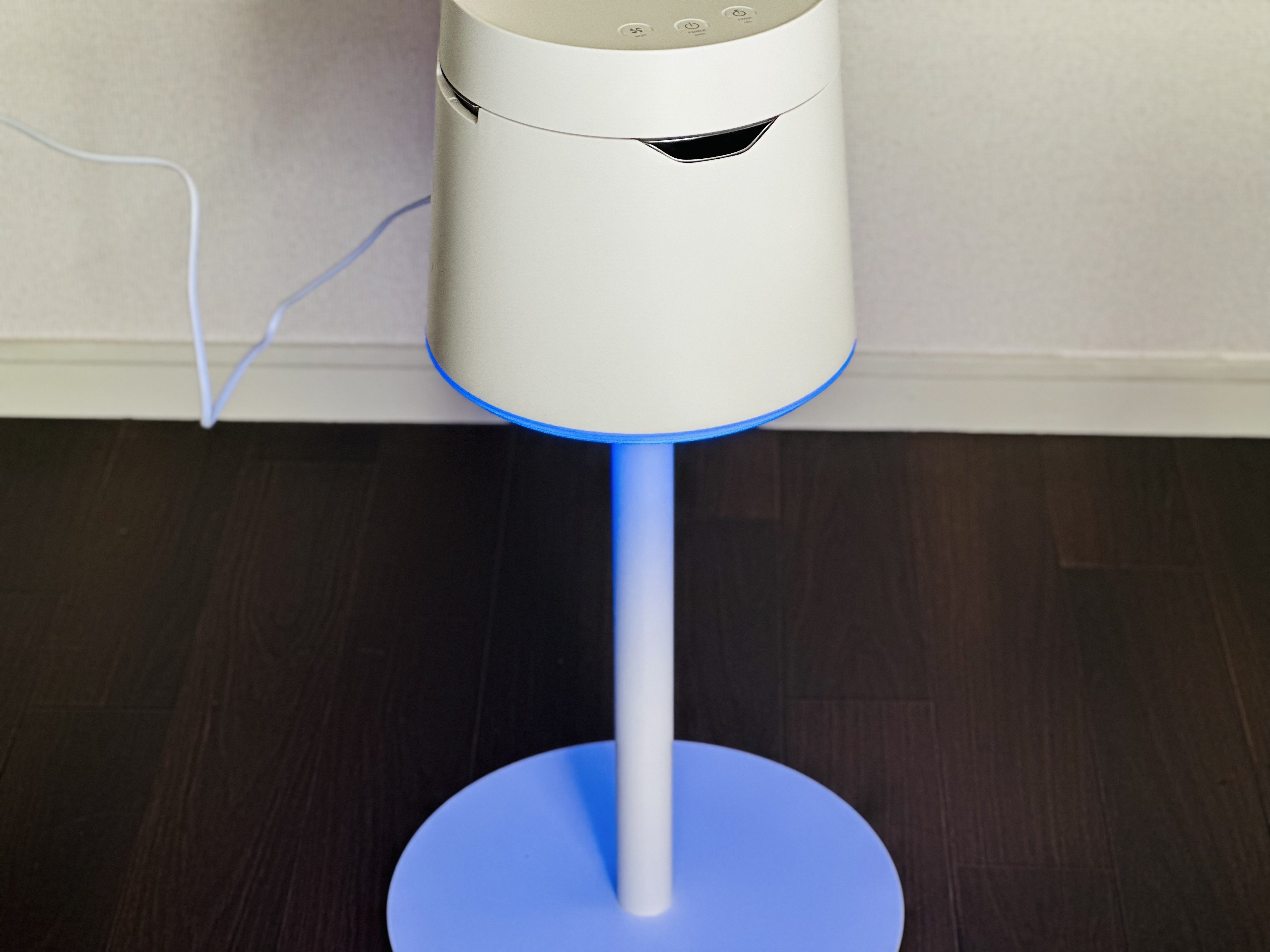 【使用は1回のみ】スタンド付きCarepod Lighting (J40LS) 7カラームードインテリア加湿器 Lighting (J40LS) スタンド付き
