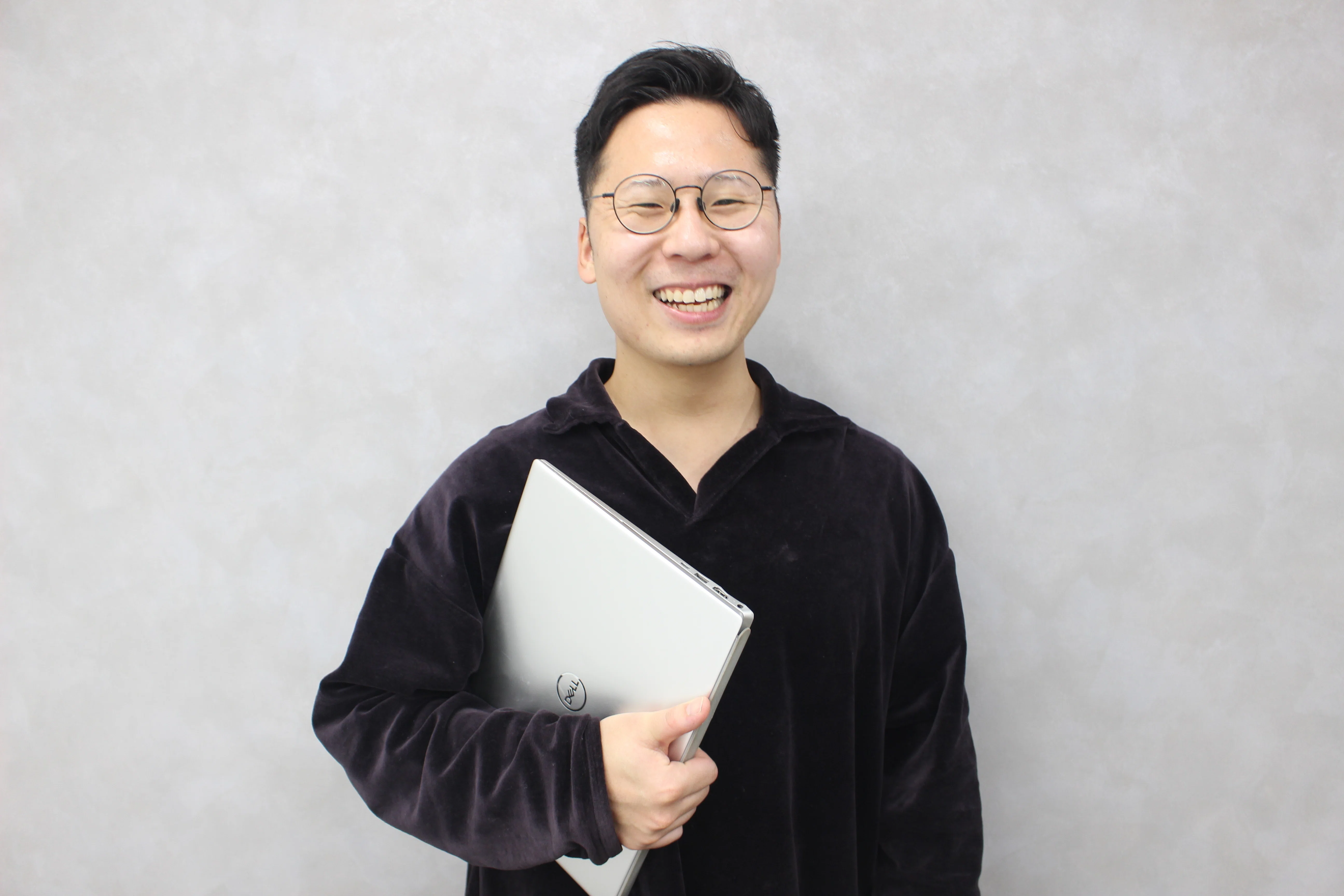 社員インタビュー】ゼロから挑んだマーケティングの道！仮説×改善で