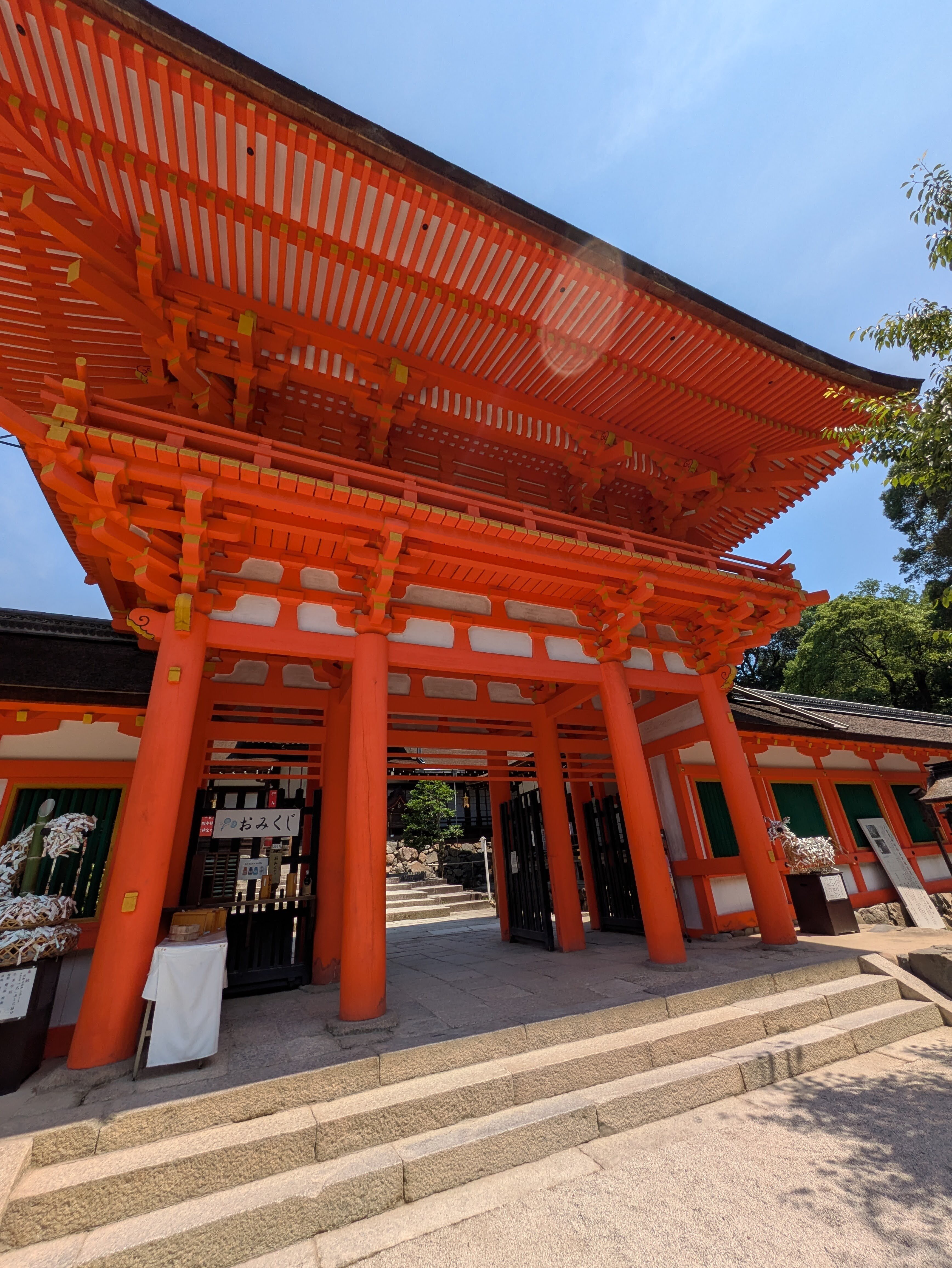 立砂が印象的な京都最古の神社の1つ『上賀茂神社』｜ルカ｜京都の神社