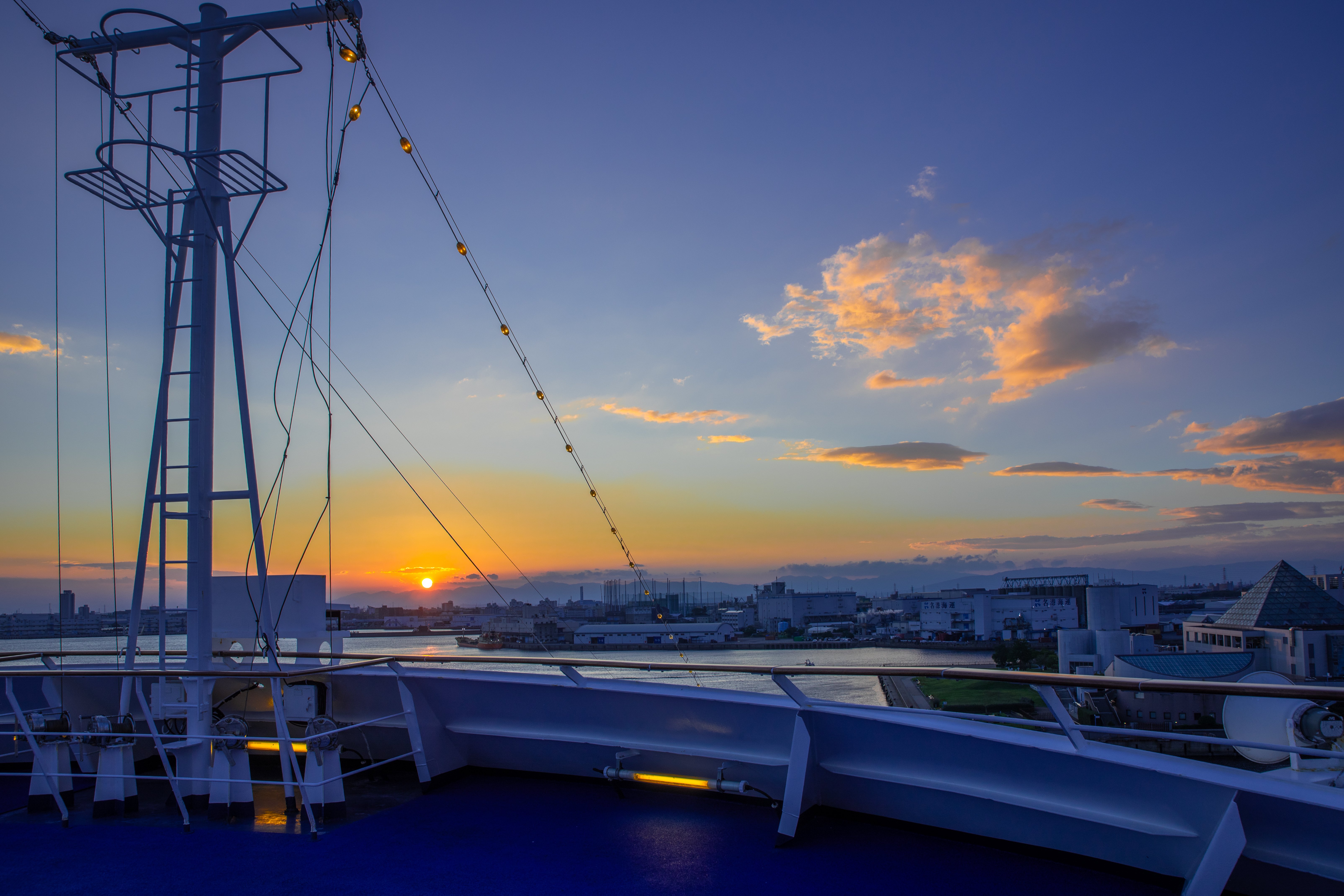 6年ぶりの飛鳥Ⅱに名古屋港から乗船｜Zenpaku