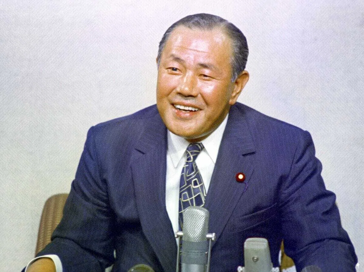 内閣総理大臣出身高校一覧】歴代首相はどこから来た？ 出身高校で