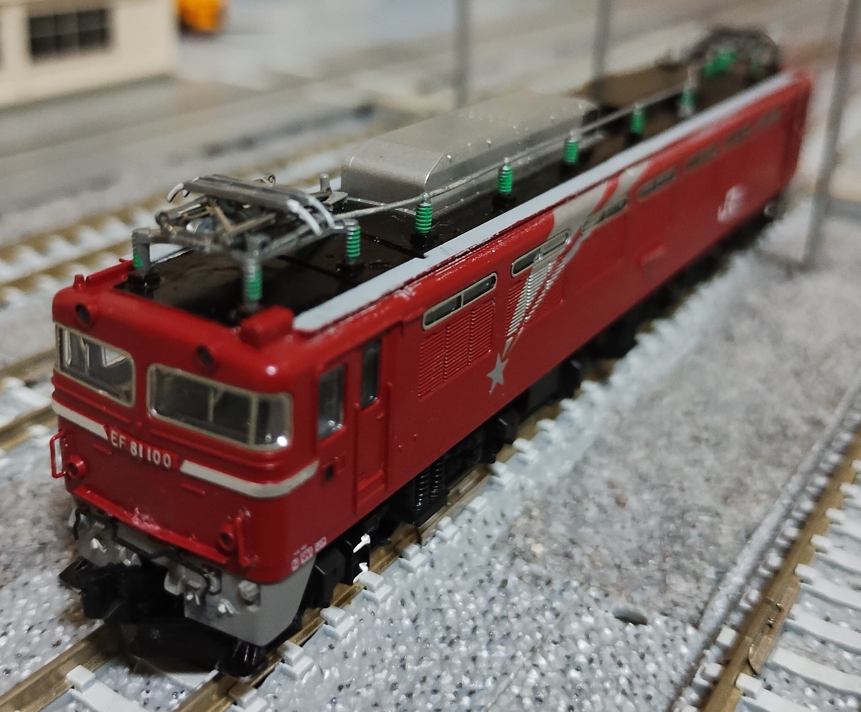 NゲージのEF81のプロトタイプは何号機?｜AKC_nt3