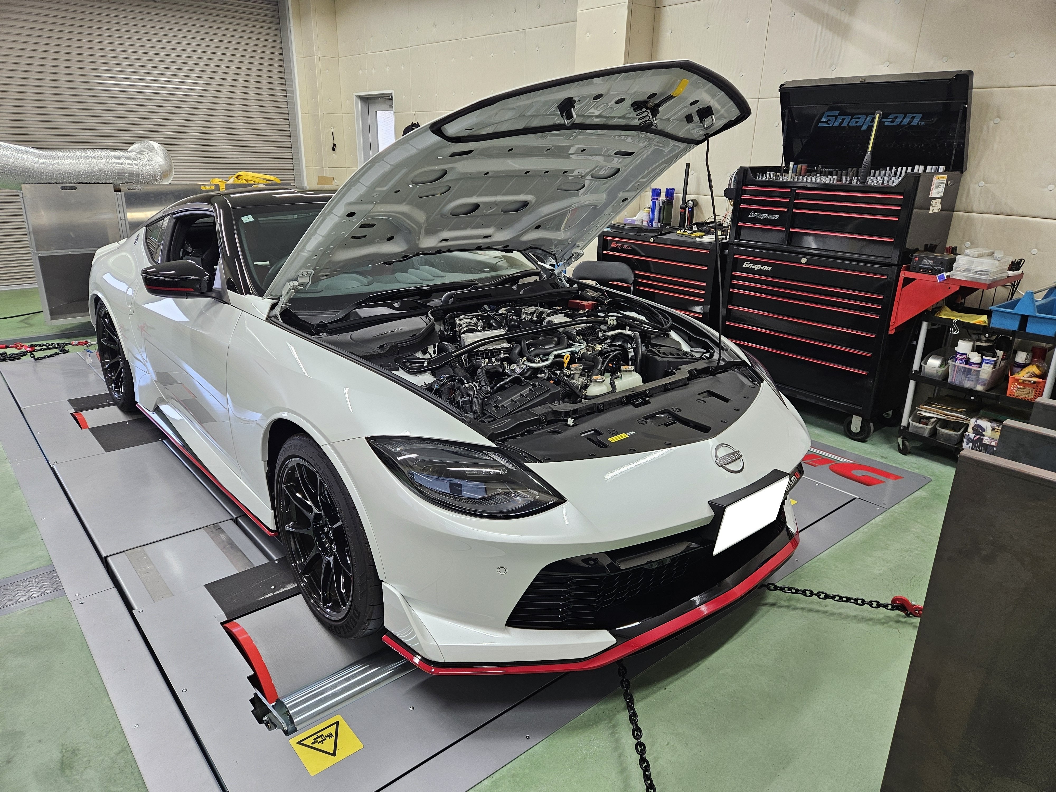 Not NISMO用パワーエディターRをRZ34 NISMO フェアレディZに装着して
