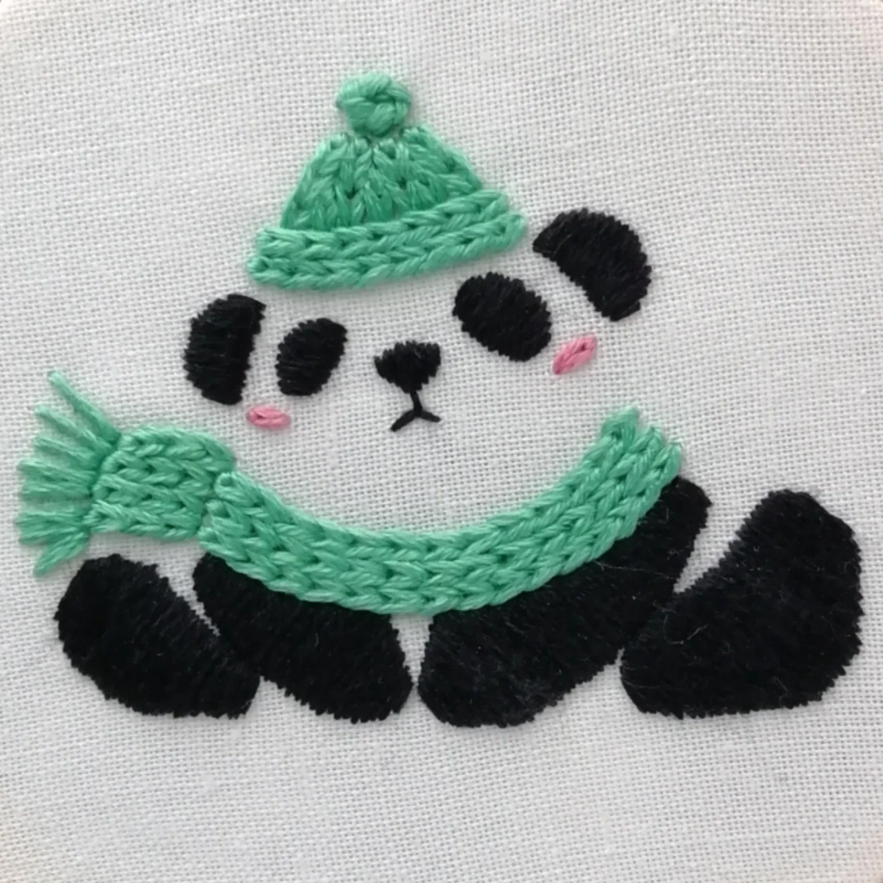 刺繍初心者向け【200円ダウンロード】冬パンダの図案｜刺繍布小物MomonoHa