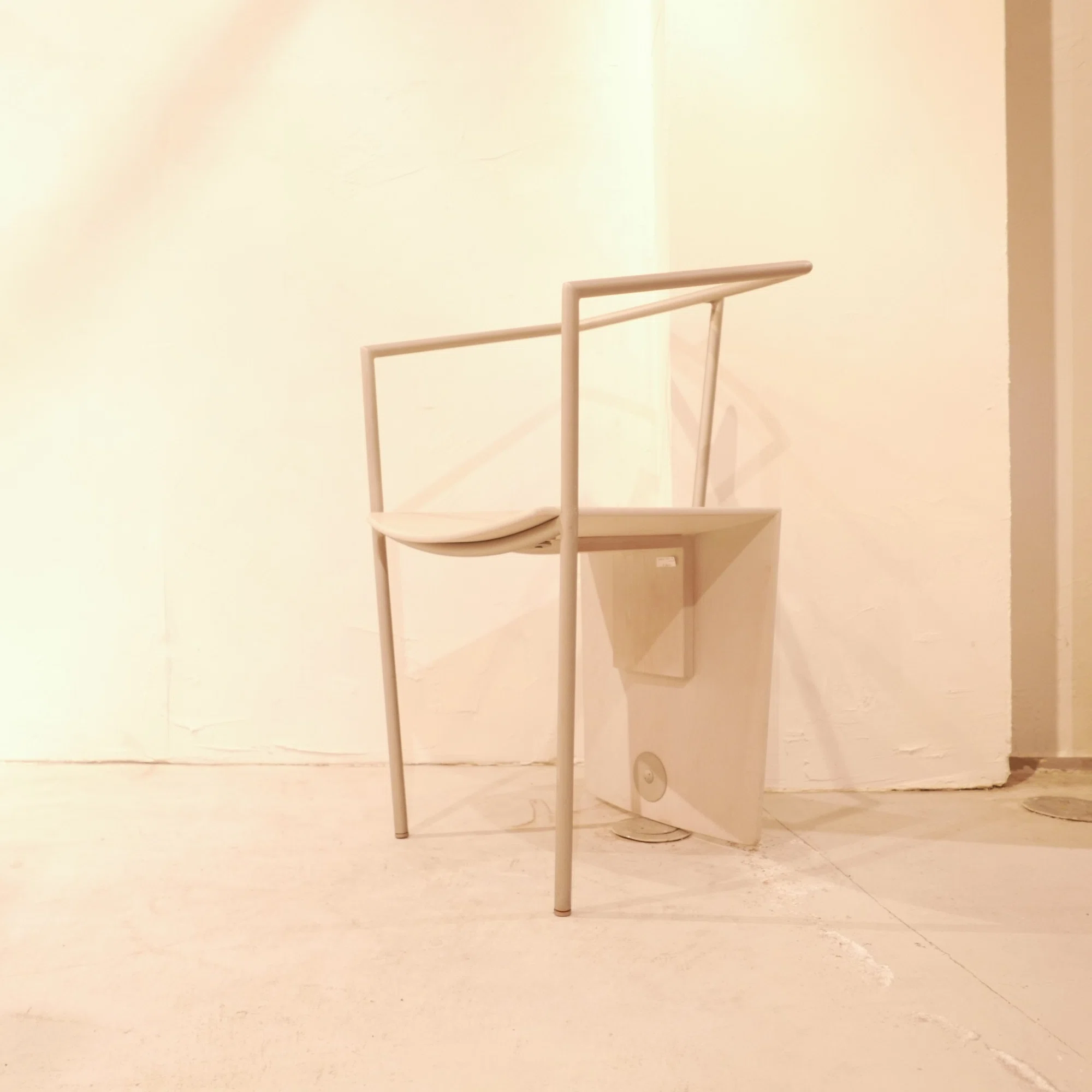 建築家の椅子31脚展』作品リスト｜リノベる