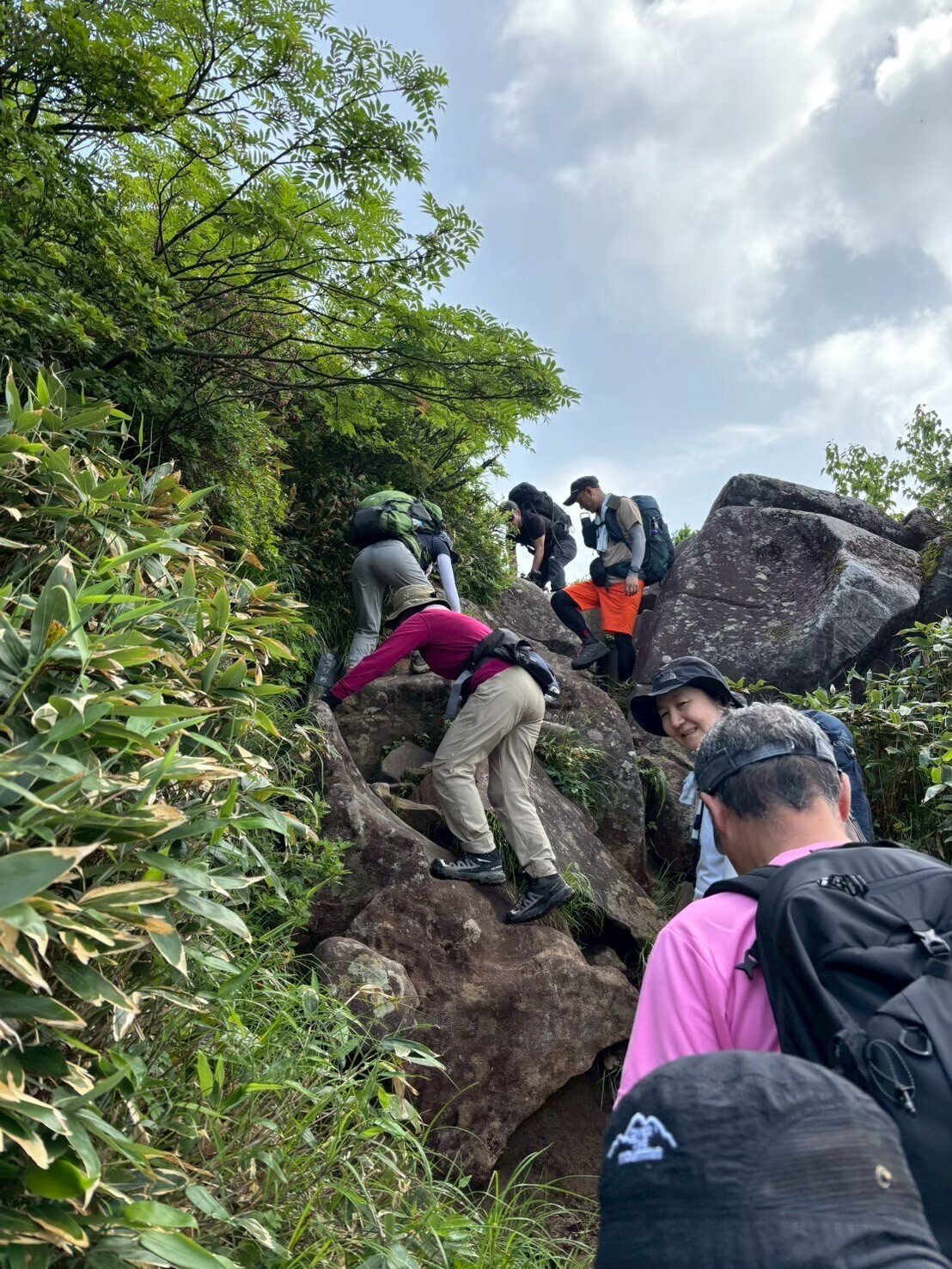 HATAGO井仙100周年記念 苗場山登山大会 -まさか？ 登ってみたよ苗場山