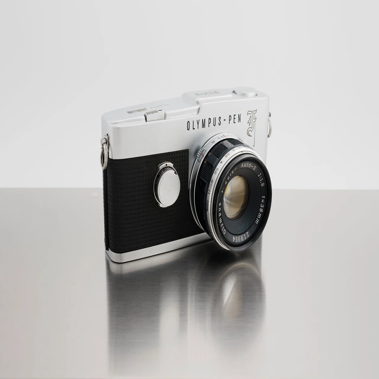 OLYMPUS PEN F｜レトロカメララボ京都