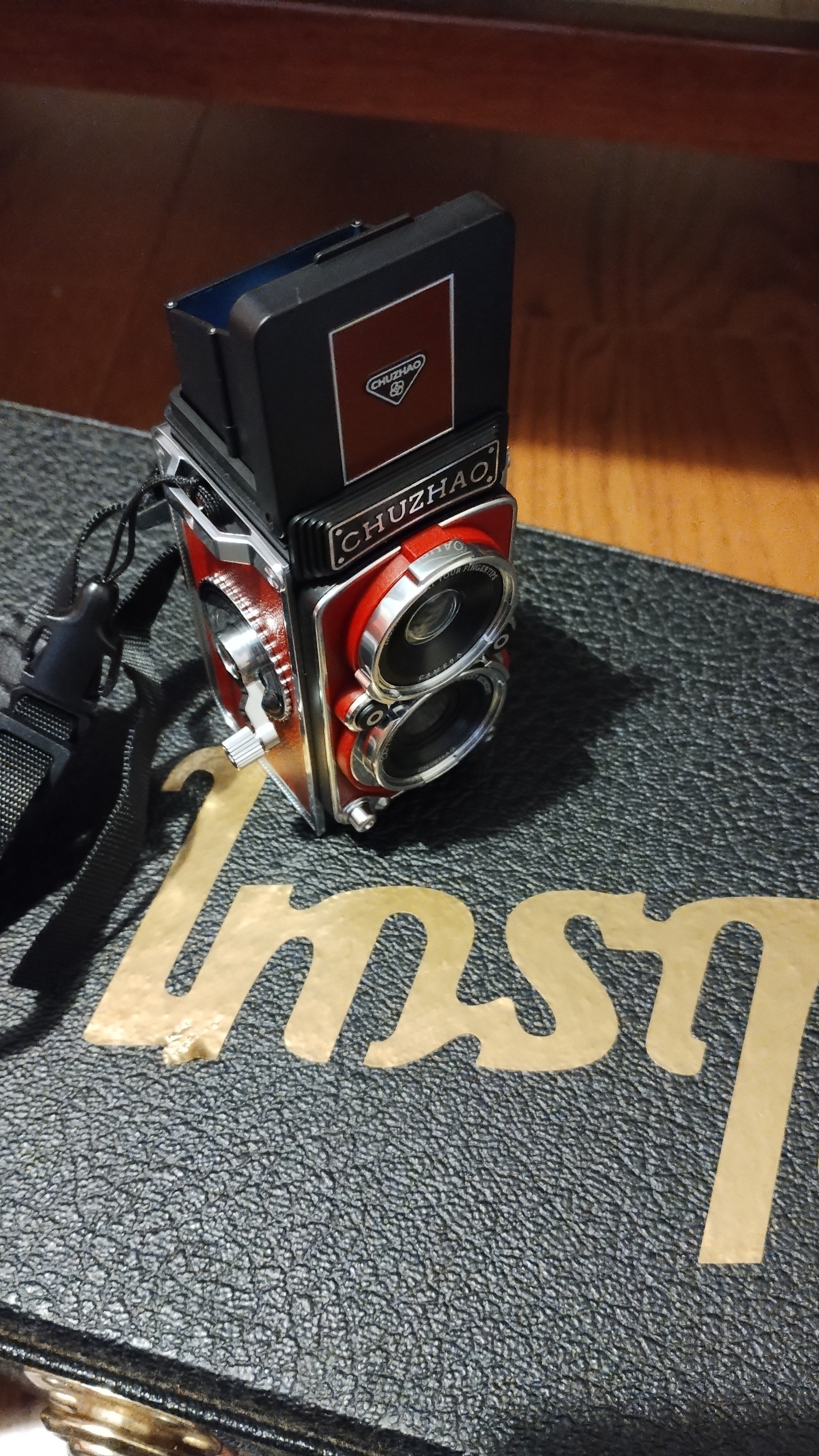 二眼レフのトイカメラ｜66hakuba