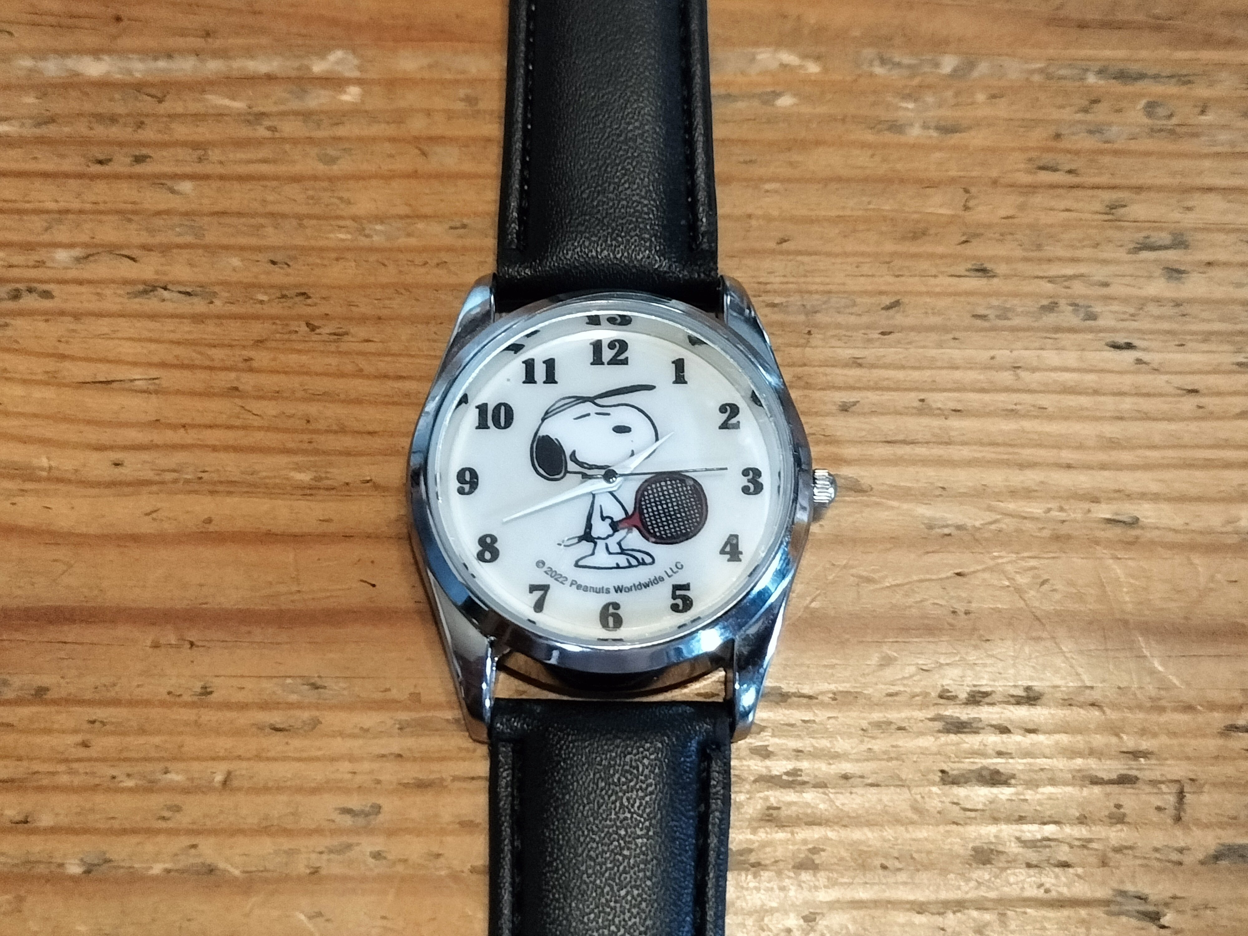 時計屋さんに行く前に試したい！スヌーピー腕時計の電池交換を自分で