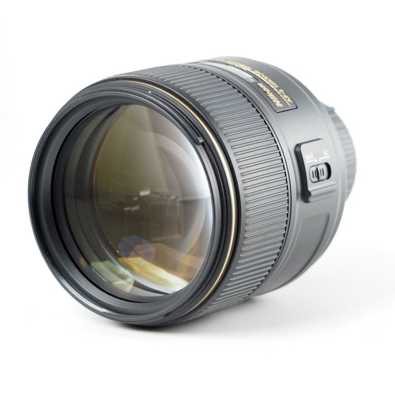 Nikon AF-S NIKKOR 105mm f/1.4E ED｜“開放F1.4の魔法”で描く、唯一無