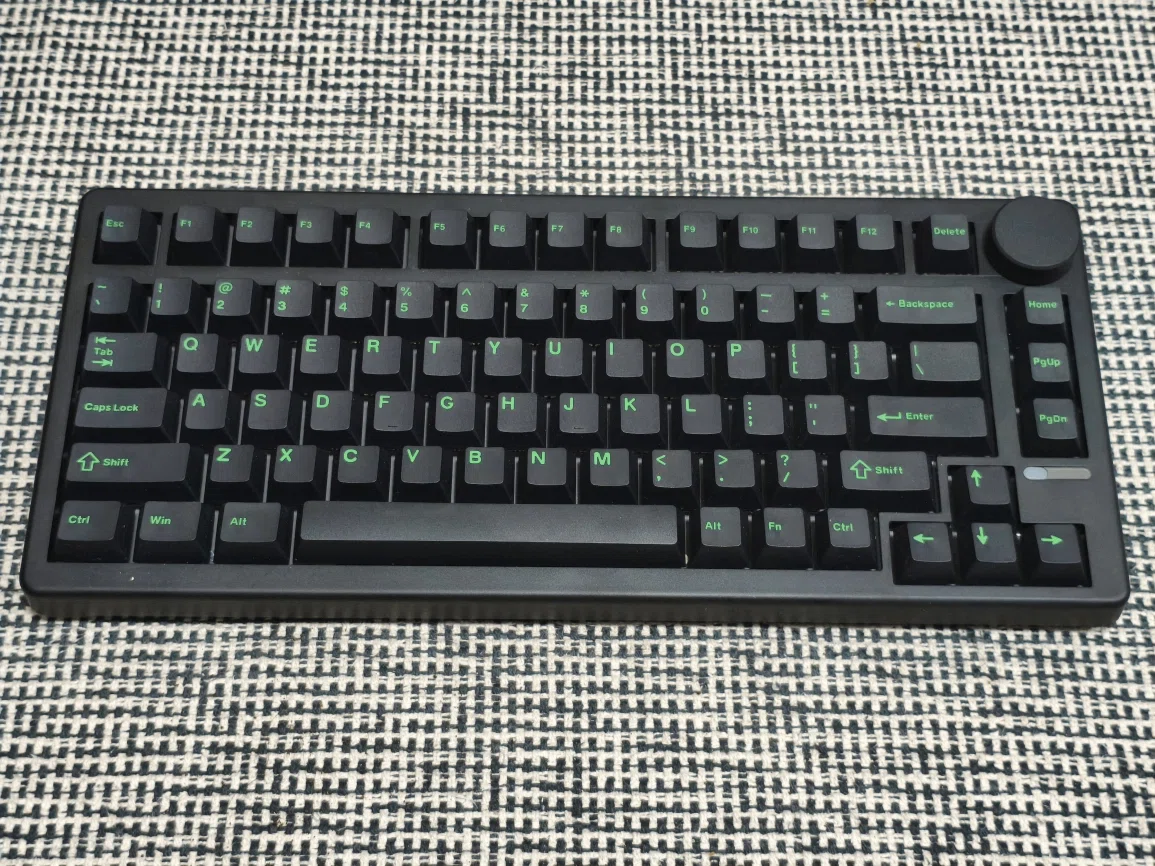 EPOMAKER QK81 ガスケット　ゲーミングキーボード Amazon | EPOMAKER QK81 75%ワイヤレスメカニカルゲーミングキーボード