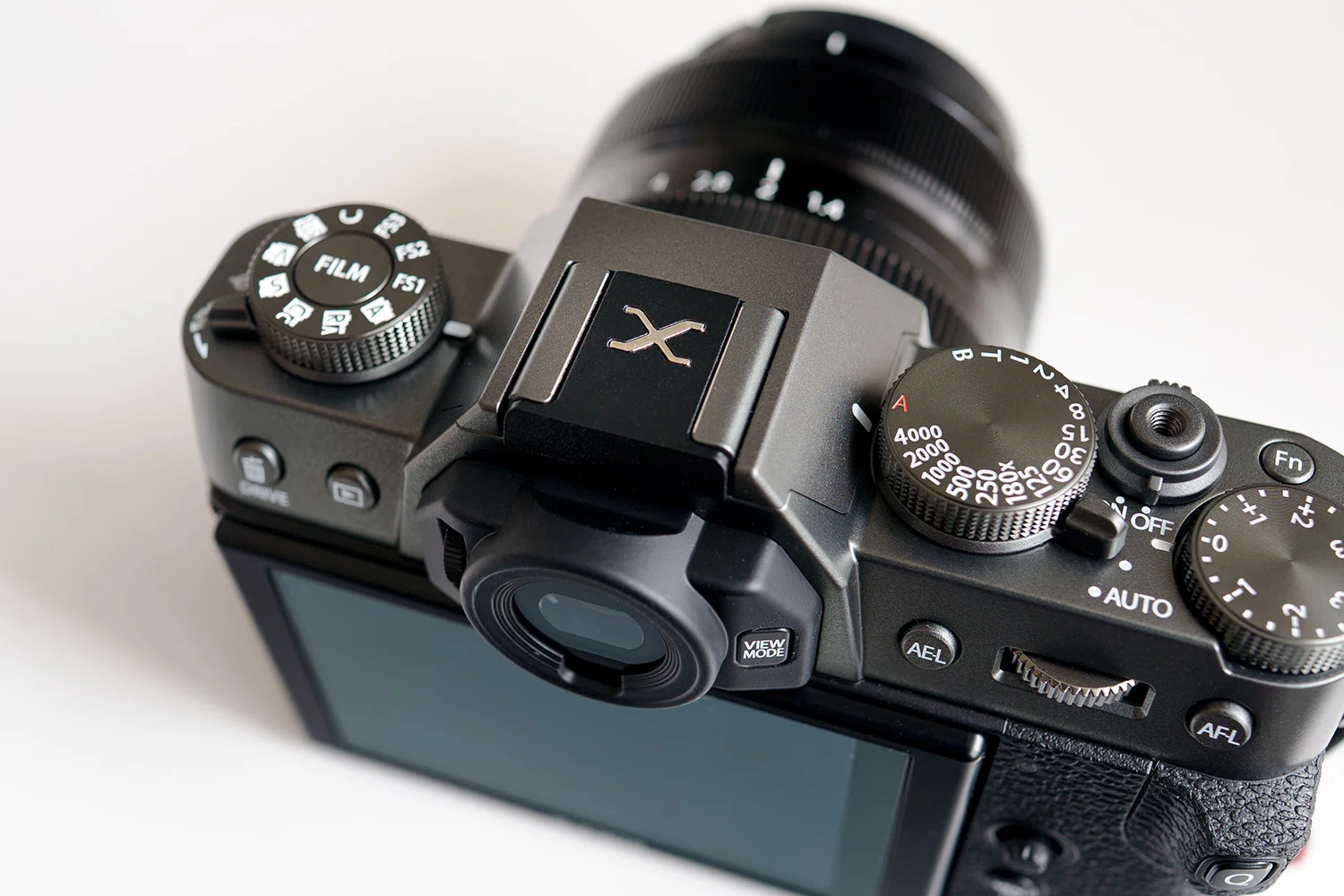X-T30IIIと一緒に揃えたアクセサリー＆周辺グッズ｜ポメちゃん