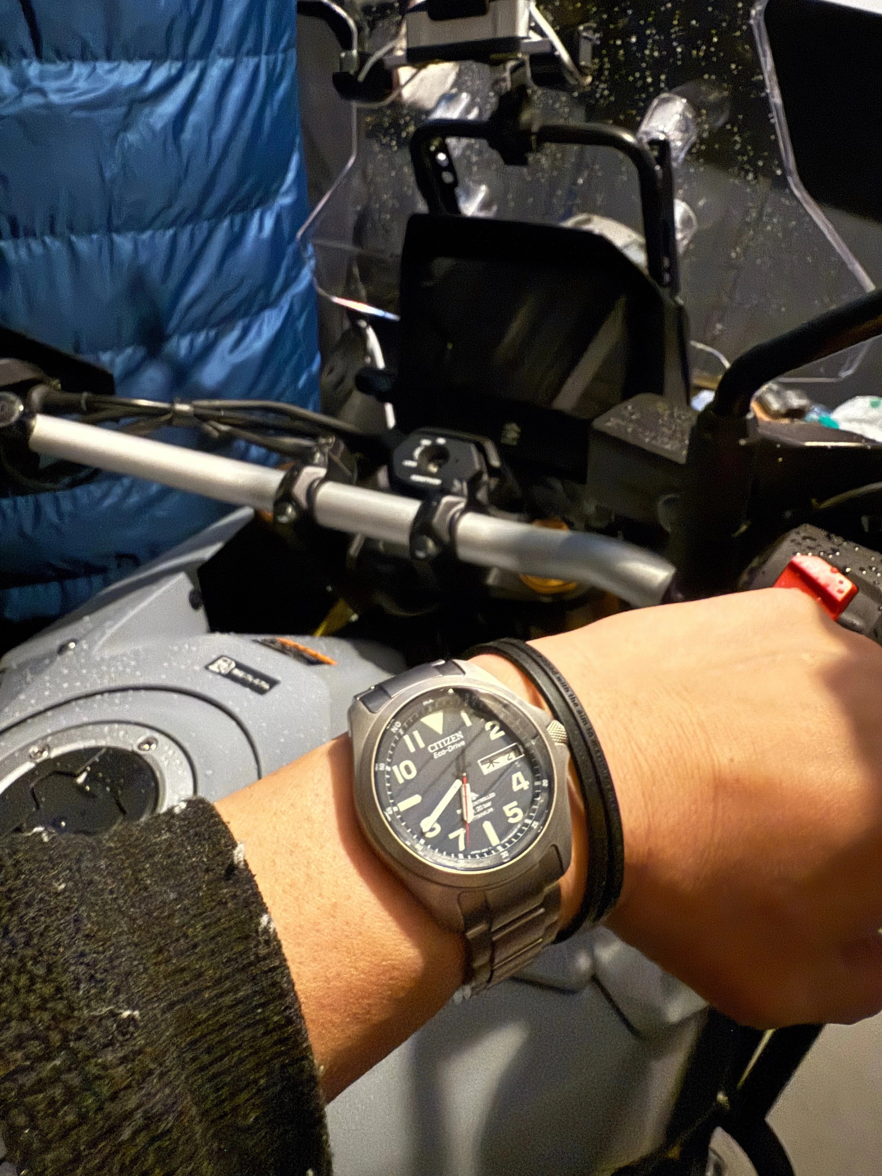 シチズンプロマスターランド at6080-53l ベルト交換 シチズン