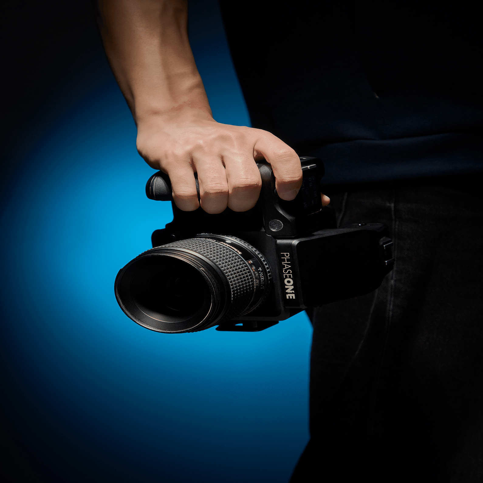 23歳、Phase Oneを買う。#2 デジタルバック選び｜モチヅキ