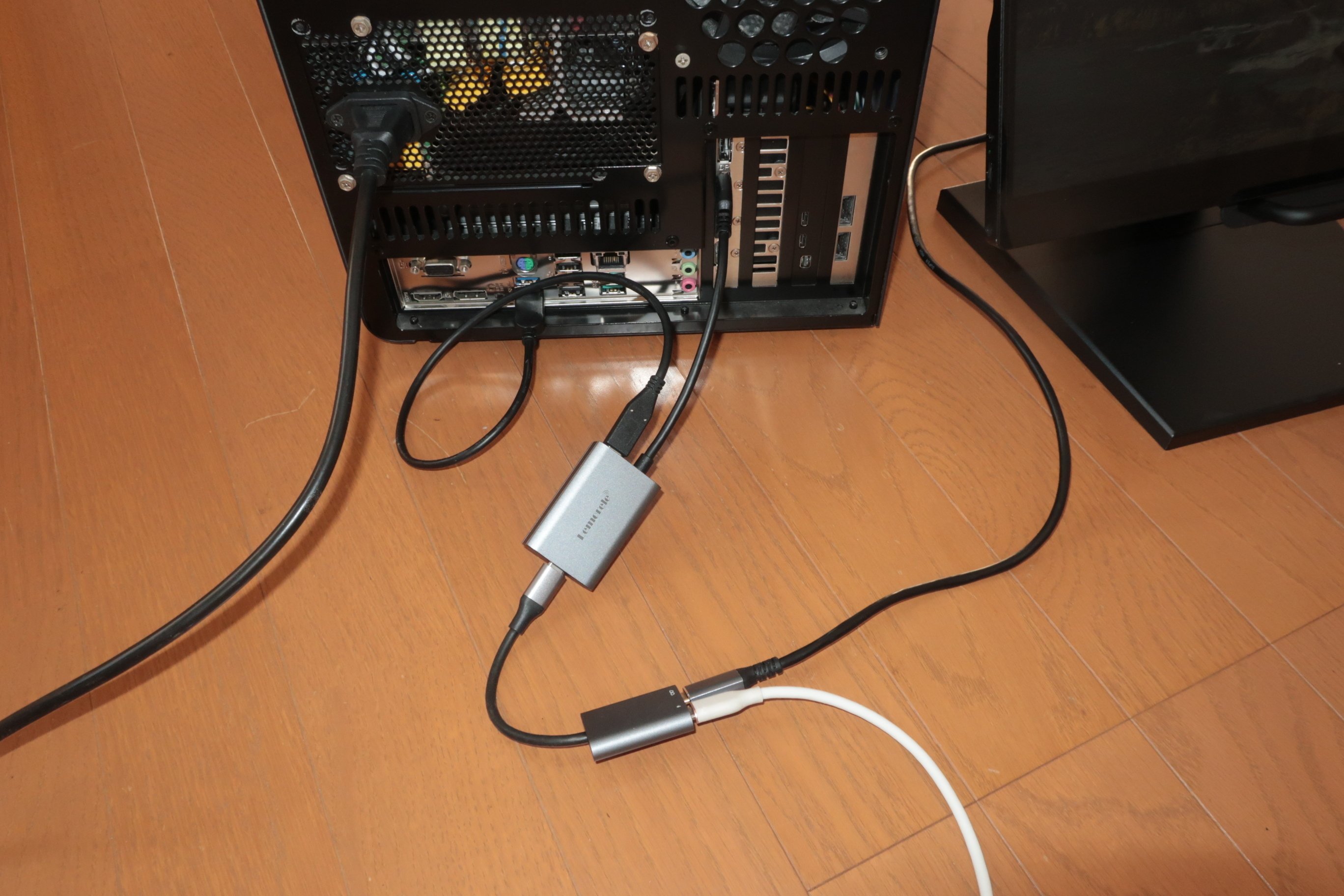 WindowsデスクトップPC USBポート多数 デスクトップPCにUSB-Cが欲しい｜madeli