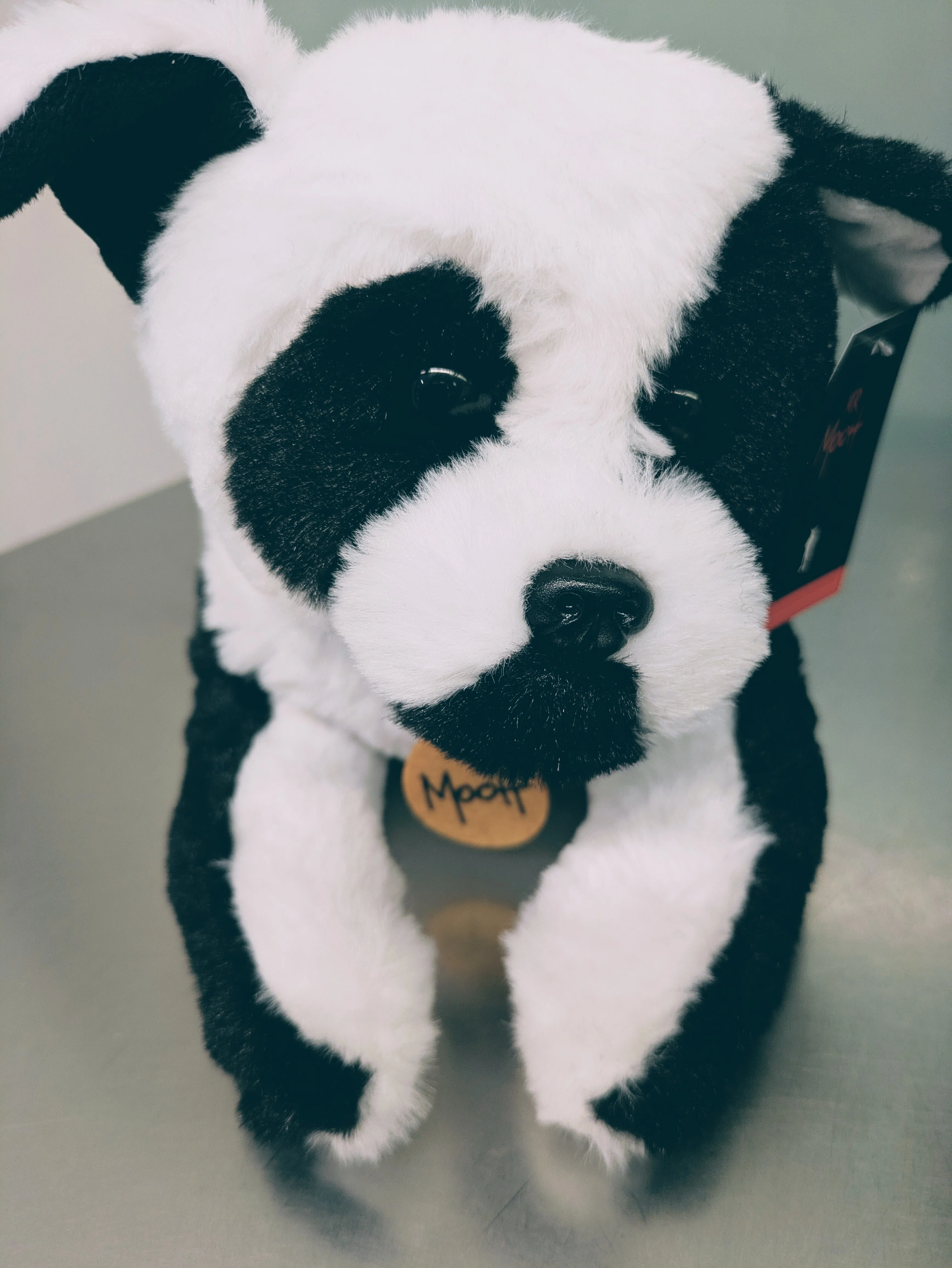 Johnny Depp 個展　Mooh ぬいぐるみ A Bunch of Stuff」 by Johnny Depp／ジョニー・デップ アート展｜Q