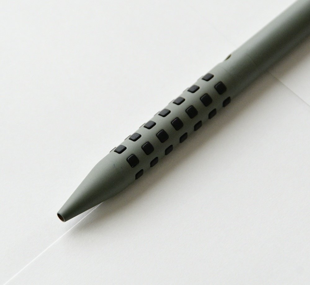 SMASH Ballpoint-Pen/Pentel｜岩颯