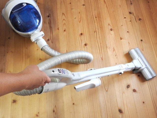 アイリスオーヤマの紙パック超軽量コードレス掃除機を購入｜Saki