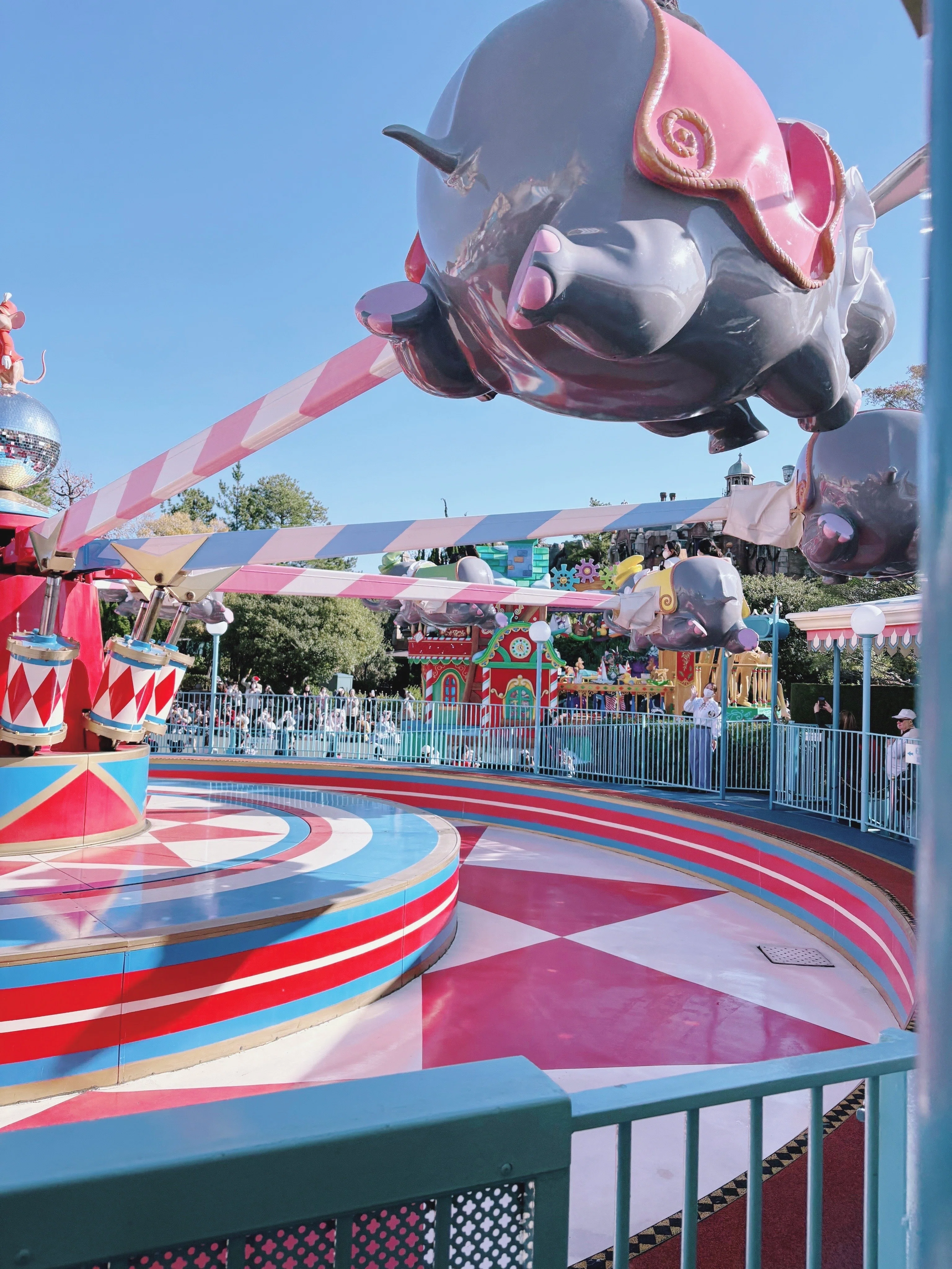 ぼっちディズニーをキメたけどちゃんと下調べをしなかった話｜つばきょん