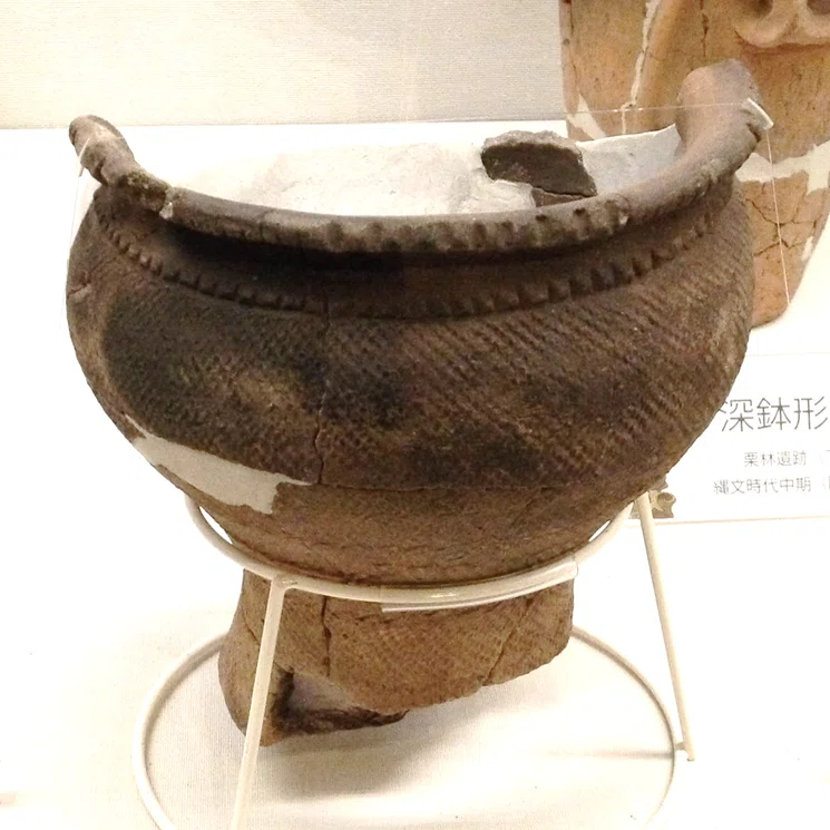 まほろん新収蔵資料展 ～ 栗林遺跡の縄文土器を中心に｜滝ノ家