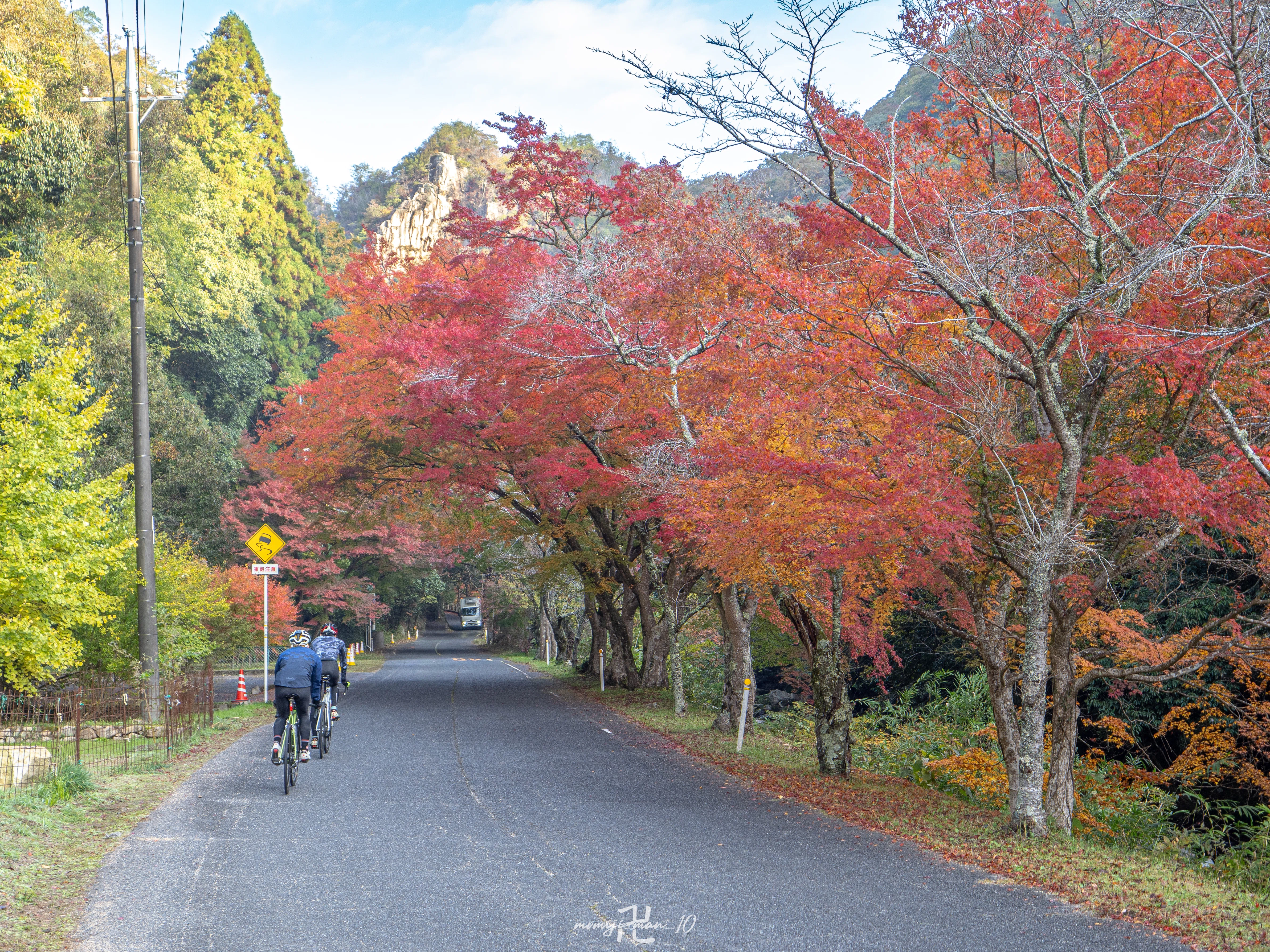 豪渓の紅葉を撮ってきた│OM SYSTEM｜もみじ卍ゅう