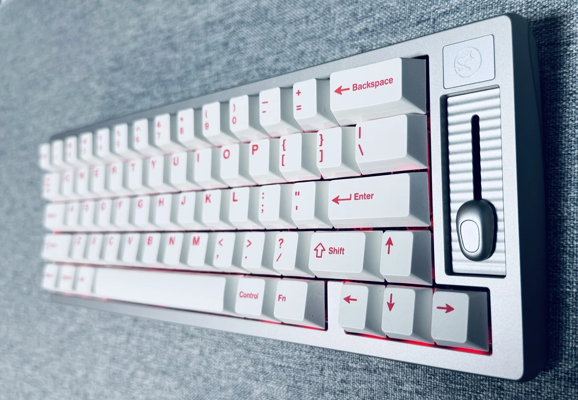 2025年総括：打鍵感を追い求めて迷走した一年でした（キーボードのお話