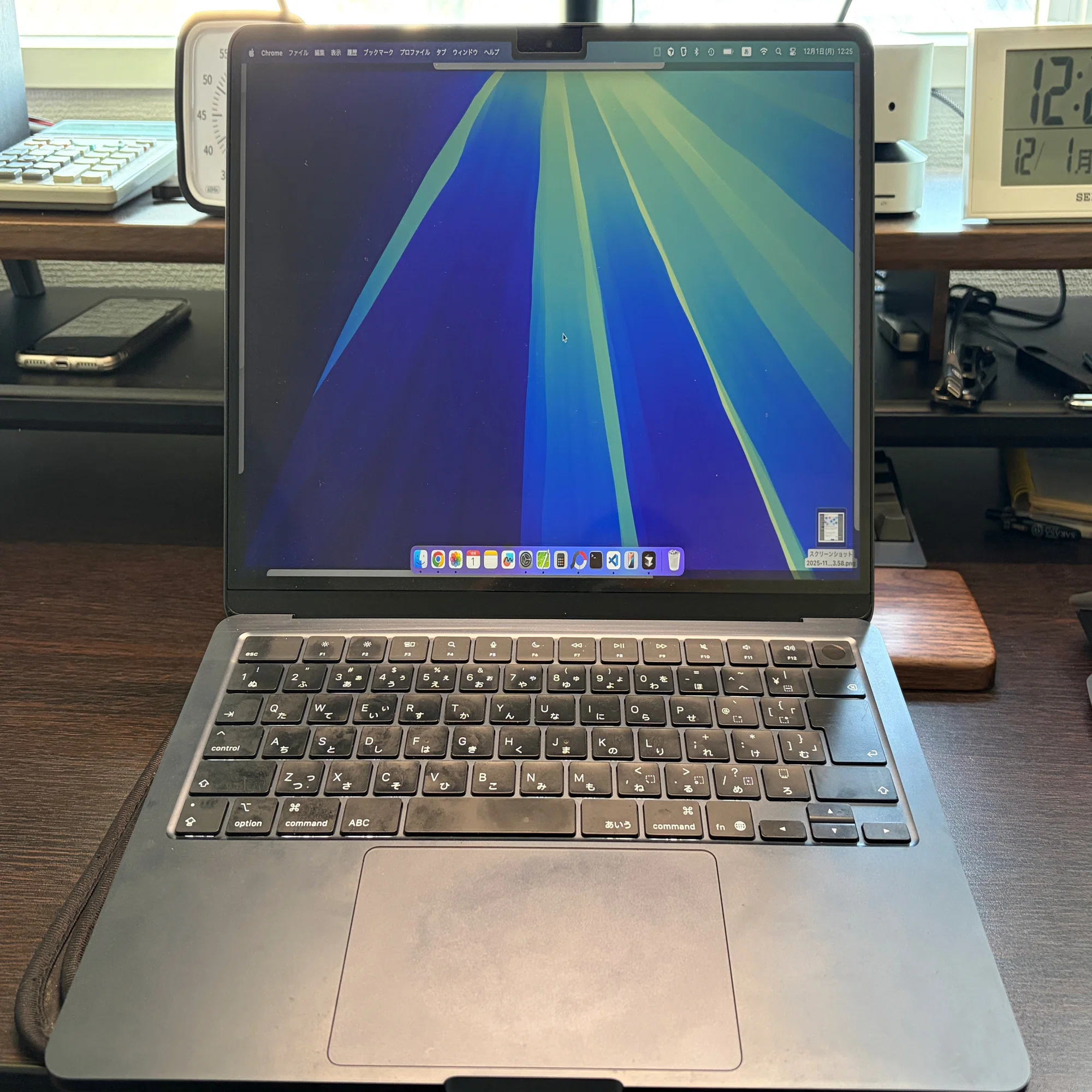 MacBook Airで快適にnoteを書くために使っている周辺ガジェット 