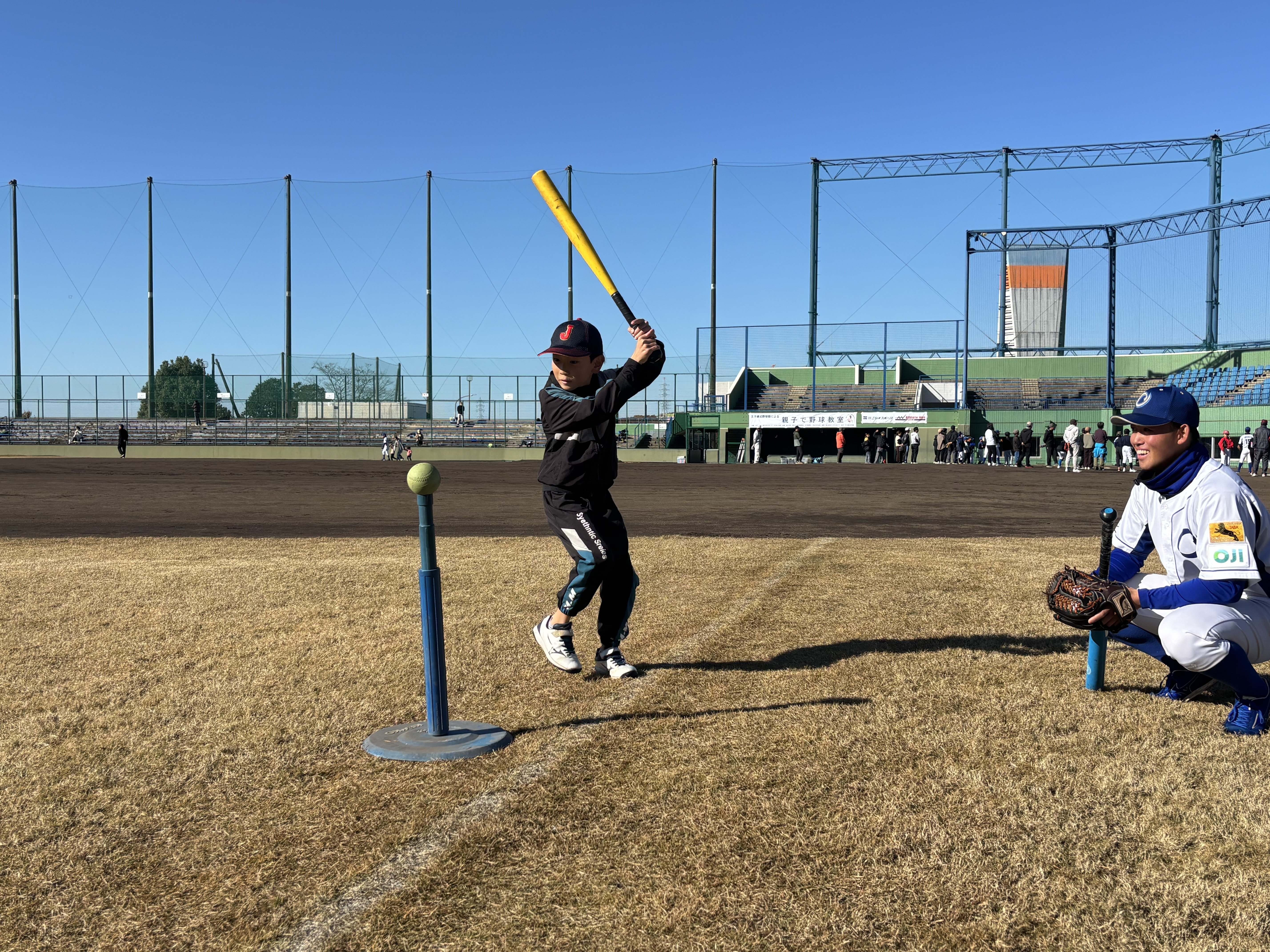王子硬式野球部 春日井市親子野球教室に講師として参加｜王子グループ