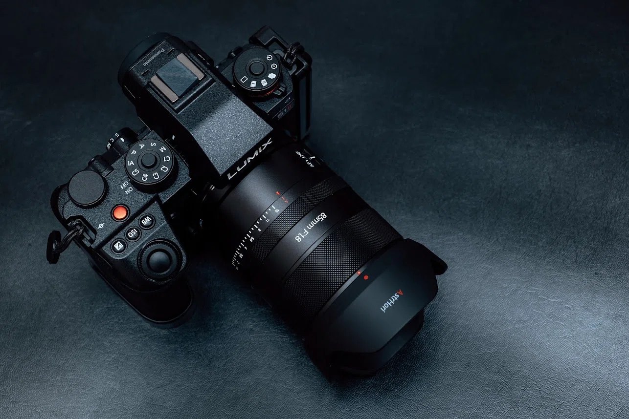 5万円台の衝撃】金属鏡筒のAstrHori 85mm F1.8 II × LUMIX DC-S1Ⅱ