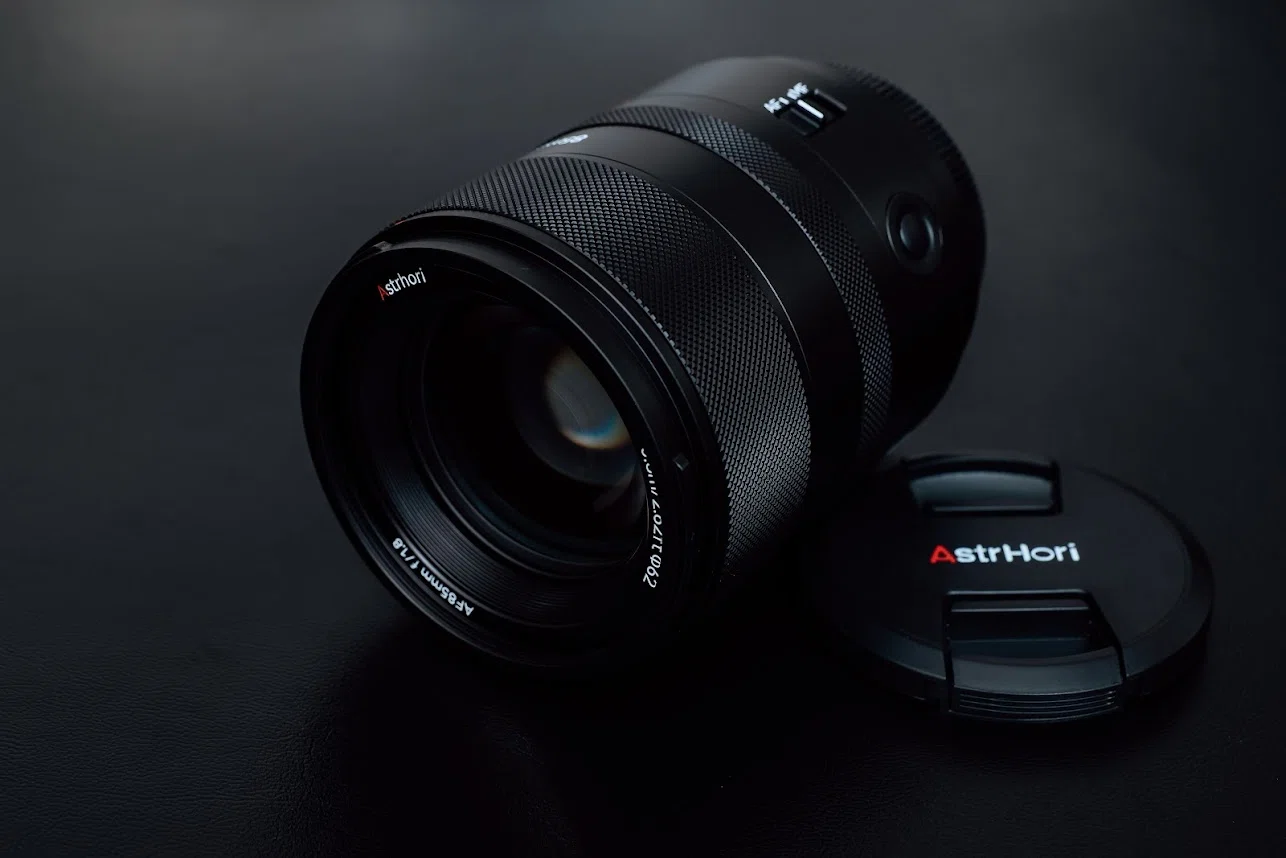 5万円台の衝撃】金属鏡筒のAstrHori 85mm F1.8 II × LUMIX DC-S1Ⅱ