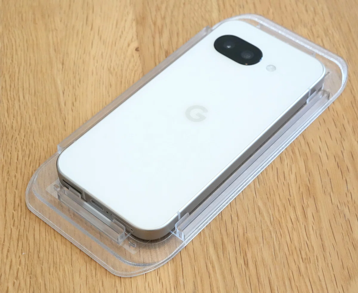 Google Pixel 9a おすすめフィルム スマホフィルム Spigen
