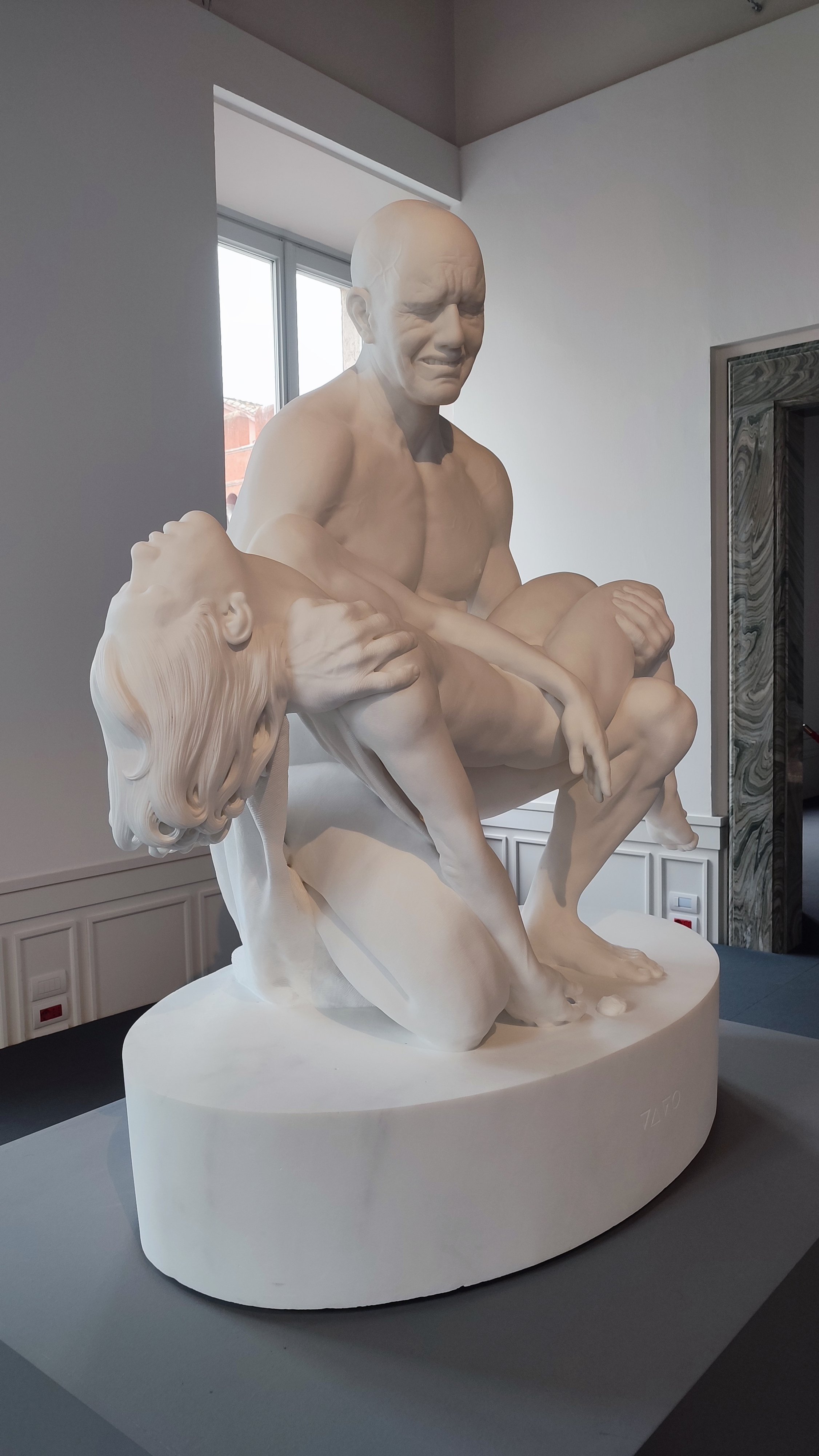 彫（掘）り出すという仕事 - The Business Sculptor｜Erendira